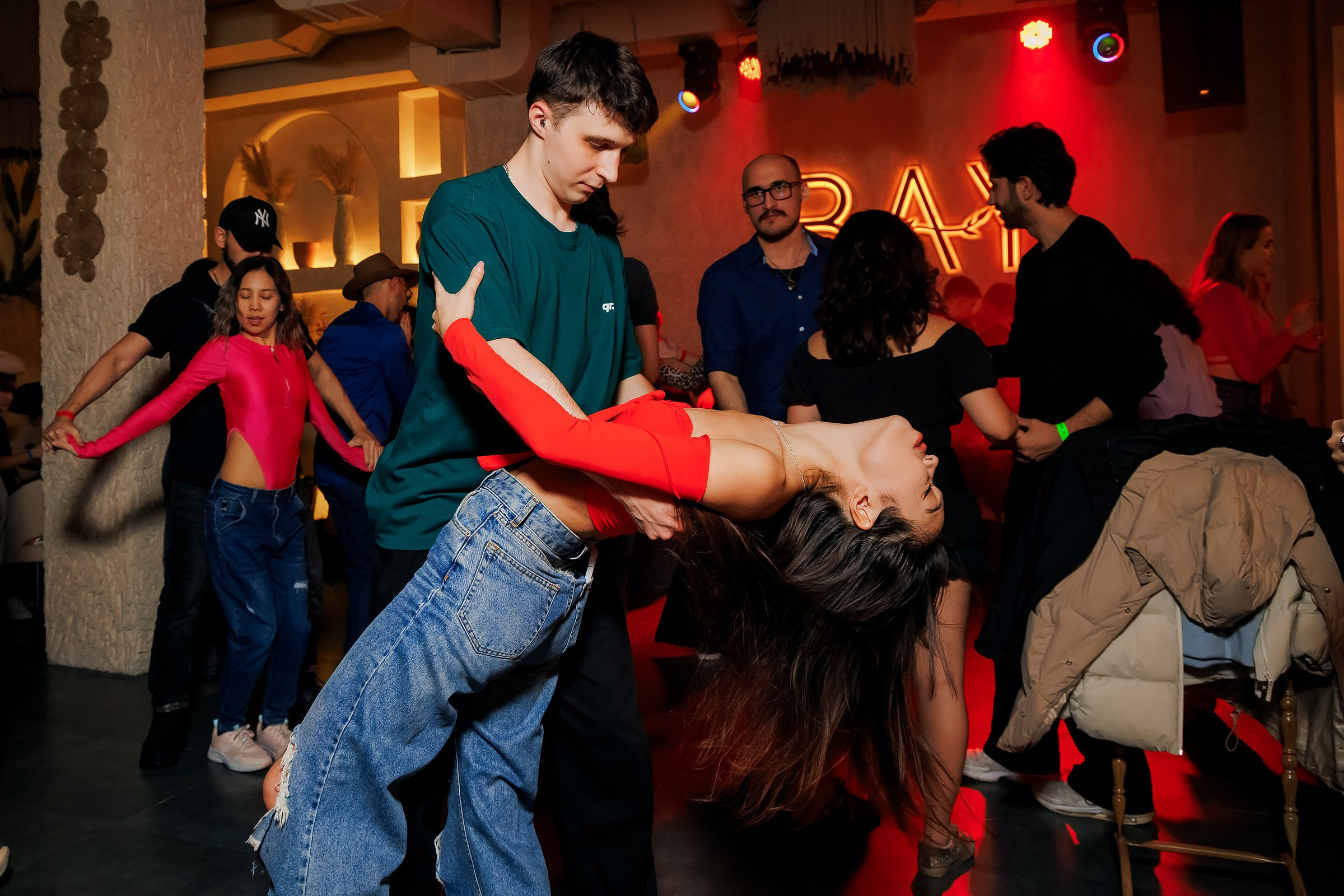 Bachata party. Репортажный фотограф в Алматы Каюпов Сержан