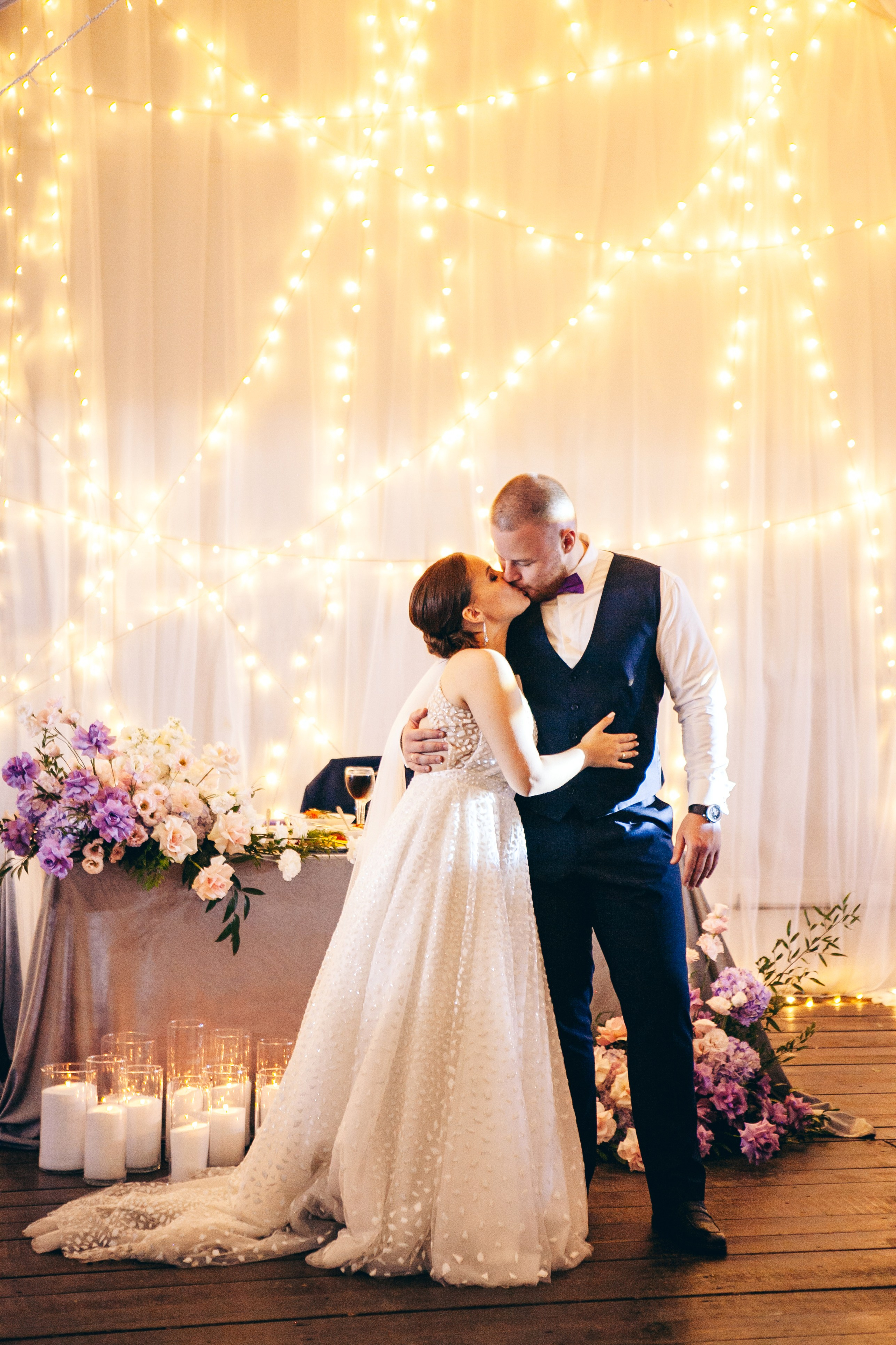 Свадебная фотосессия в отеле hartwell hotel и на патриарших прудах. Фотограф Ольга Ефремова