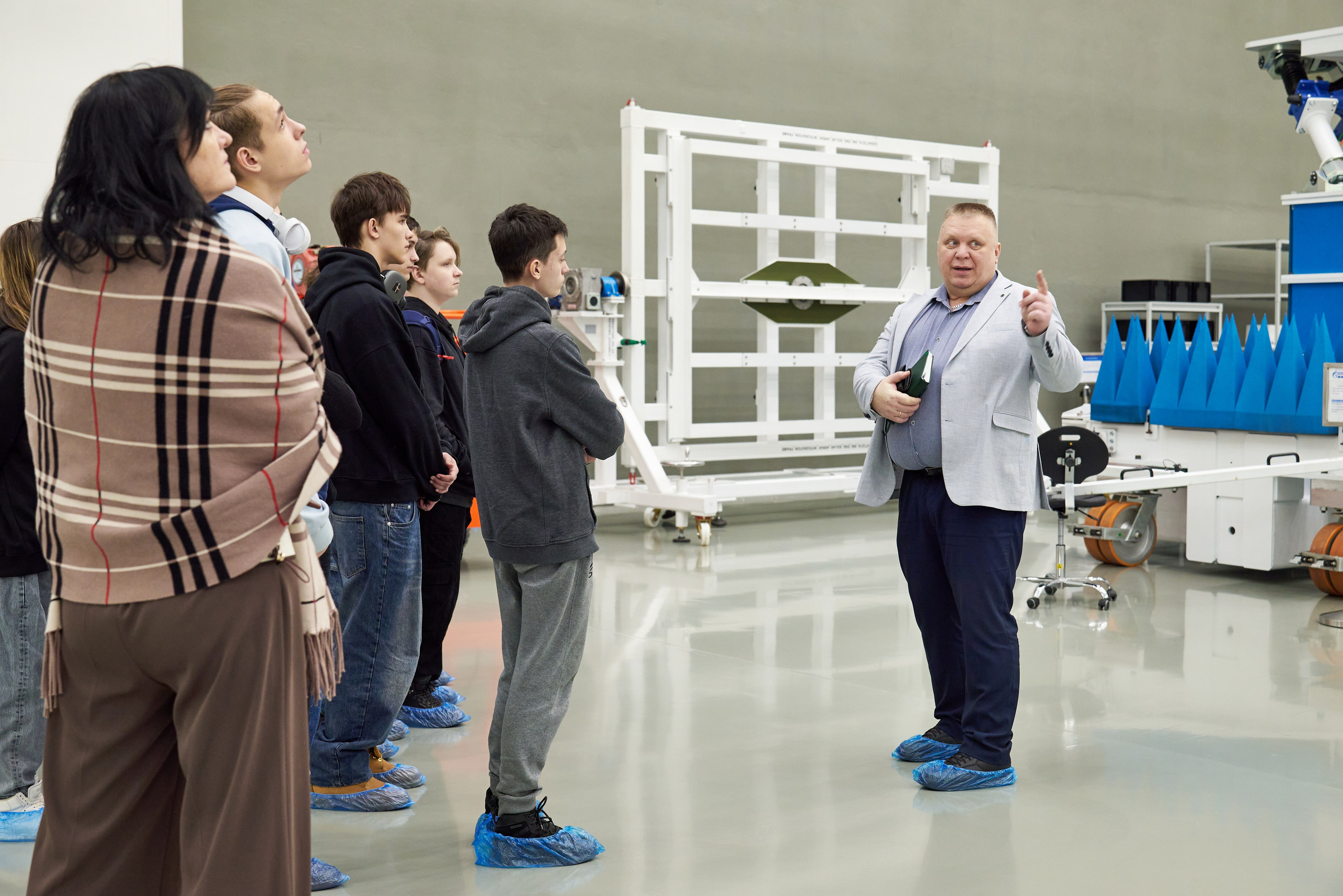 Экскурсия в «Газпром Космические системы». Фотограф Щёлково