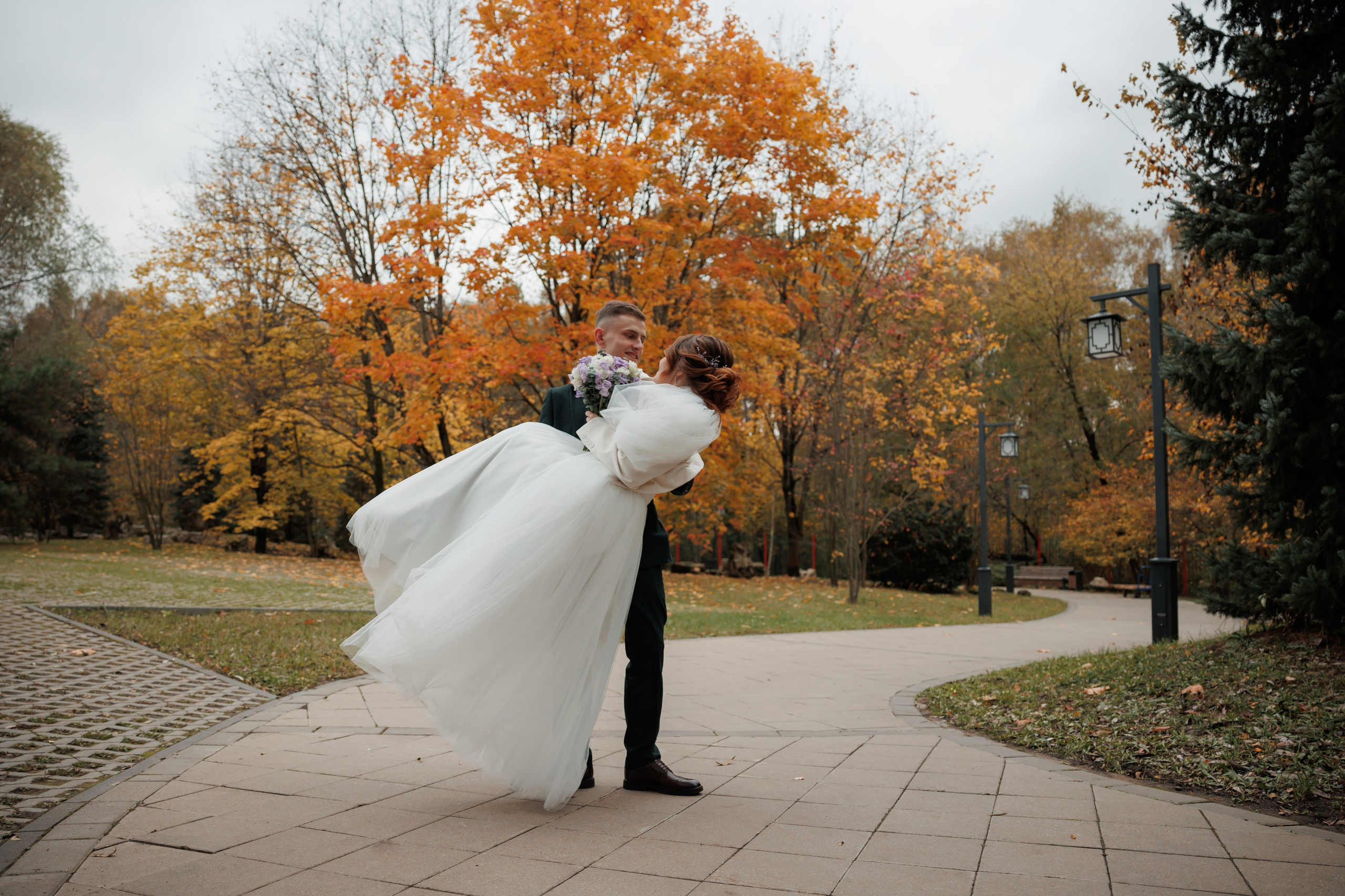 Константин и Дарья, ЗАГС ВДНХ, отель Soluxe, ресторан «Антик». Свадебный и репортажный фотограф (Москва, Королев и другие)