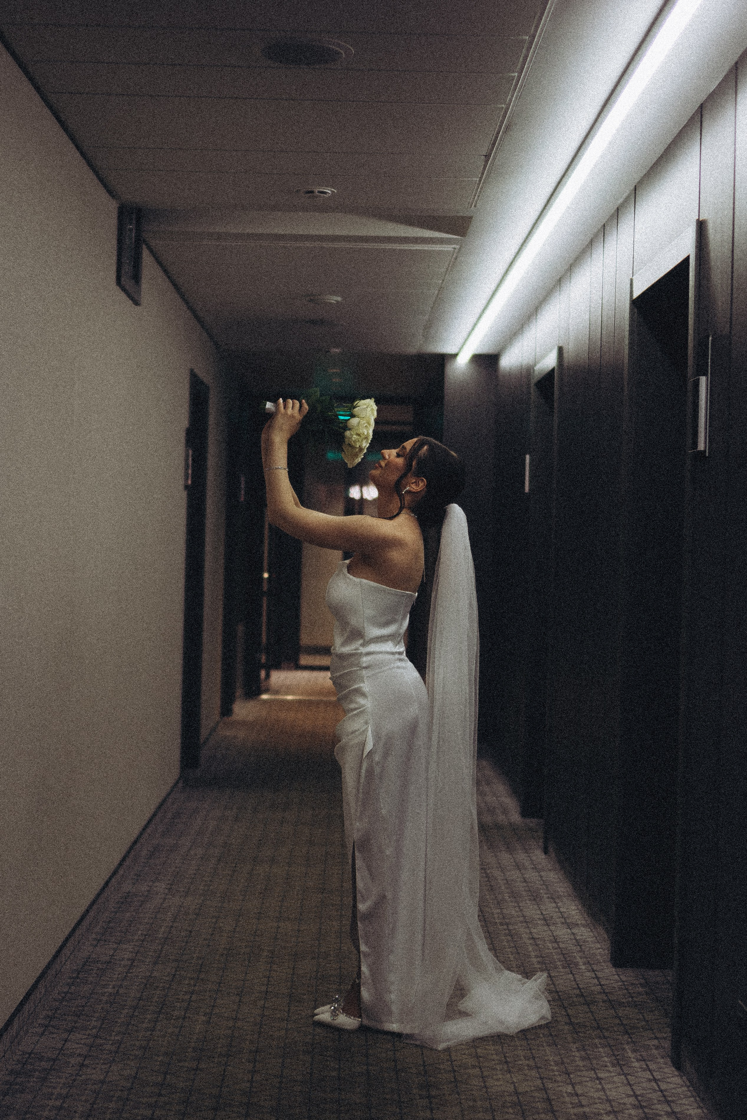 СВАДЕБНАЯ СЬЕМКА СБОРОВ ЖЕНИХА И НЕВЕСТЫ В ОТЕЛЕ И ТАКЖЕ ФОТОСЕССИИЯ В ОТЕЛЕЕ МЕГАПОЛИС БРЯНСК. Профессиональный фотограф, Санкт-Петербург — Виктория Богомолова