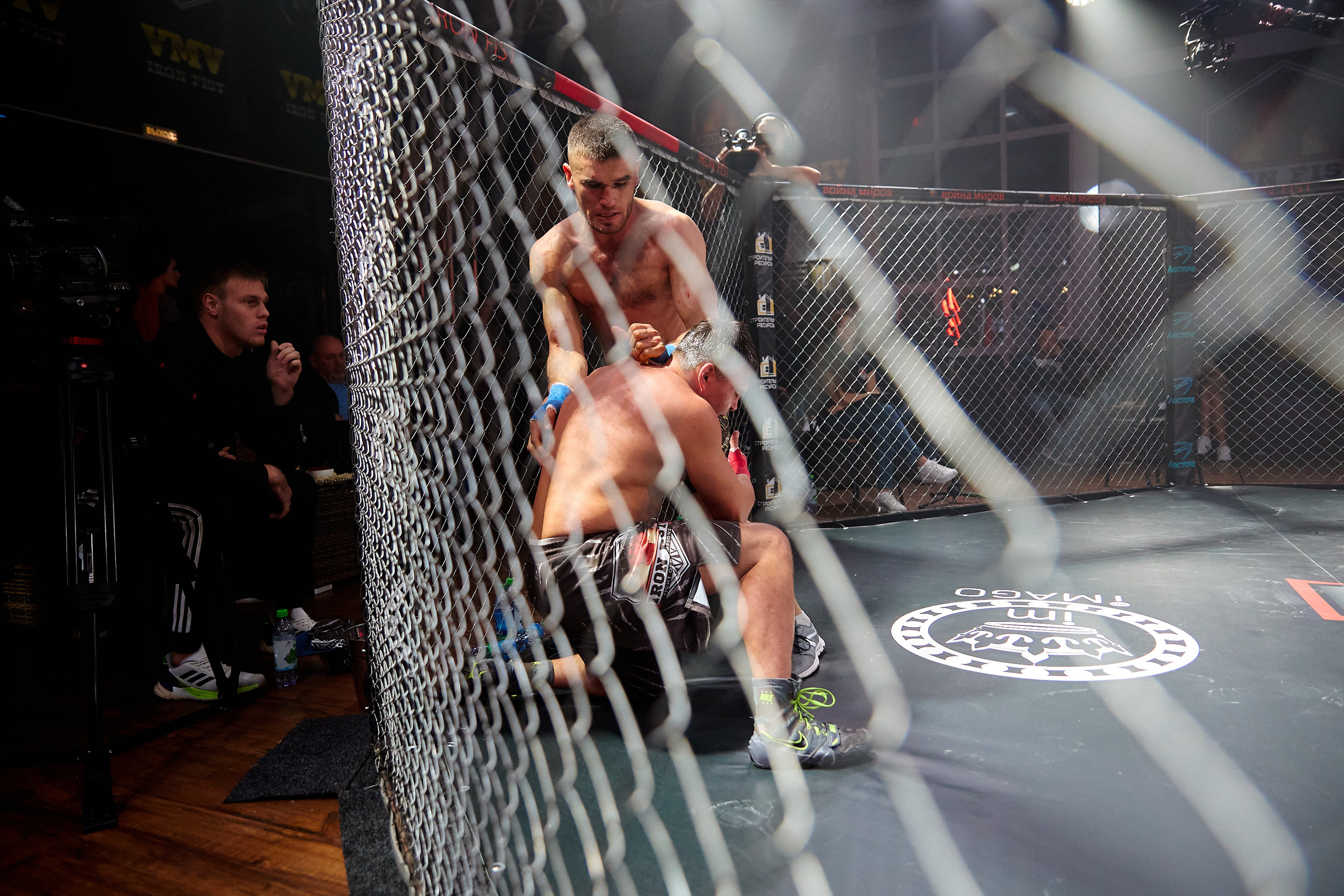 Спортивный Фотограф спорт мероприятие Владивосток единоборства ММА 