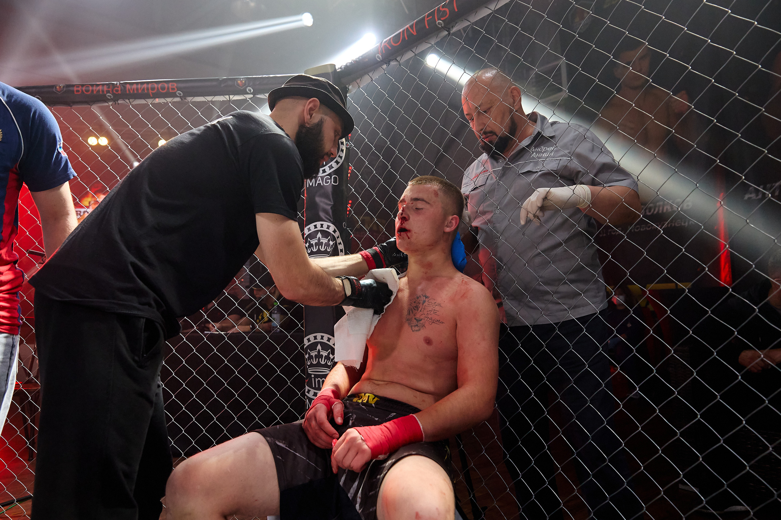 Спортивный Фотограф спорт мероприятие Владивосток единоборства ММА 