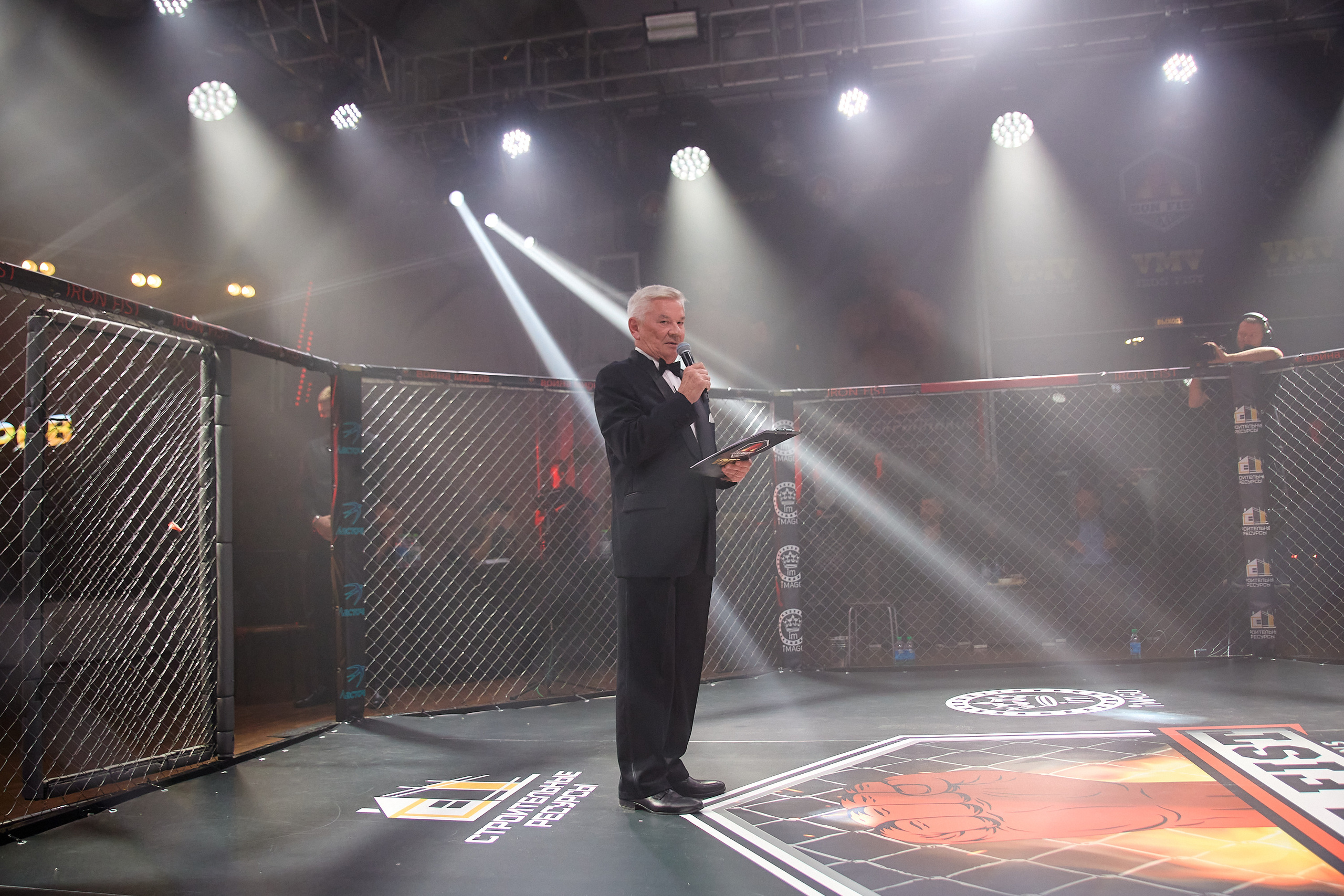 Спортивный Фотограф спорт мероприятие Владивосток единоборства ММА 