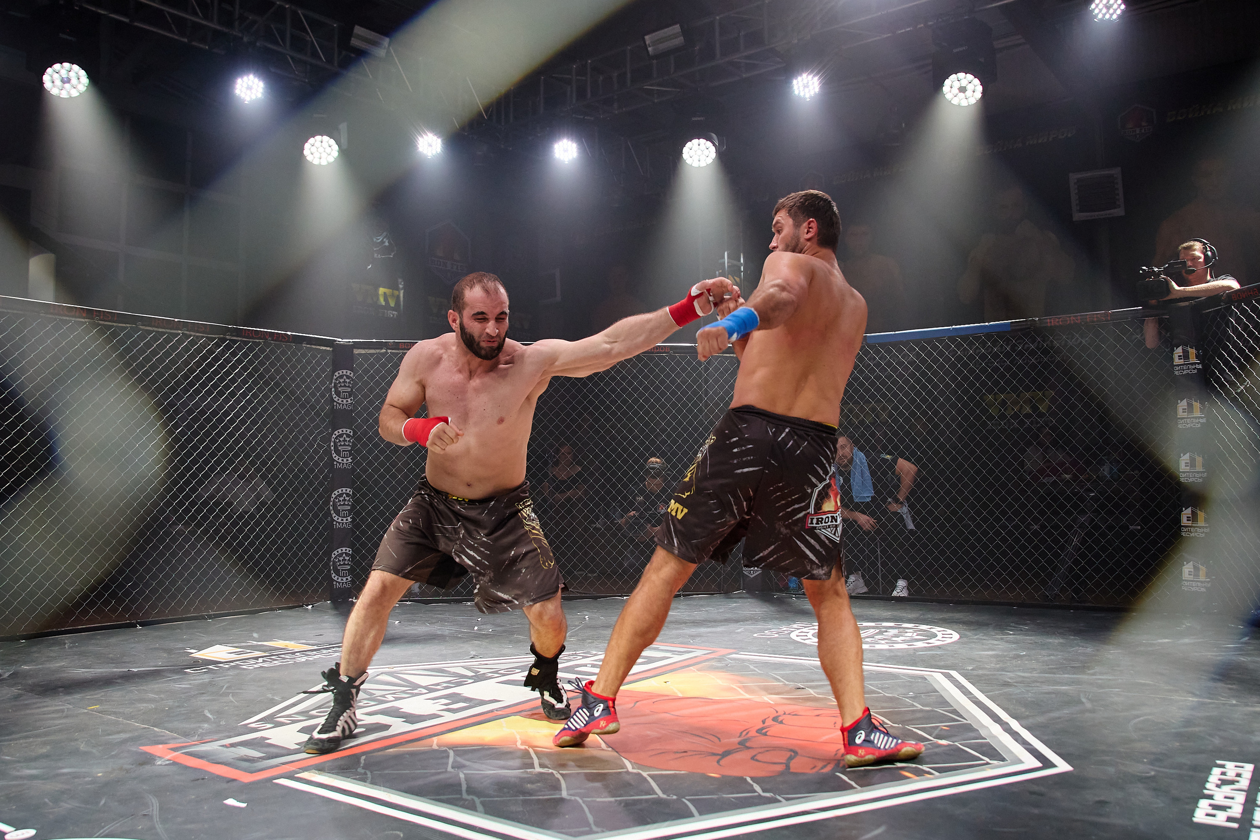 Спортивный Фотограф спорт мероприятие Владивосток единоборства ММА 