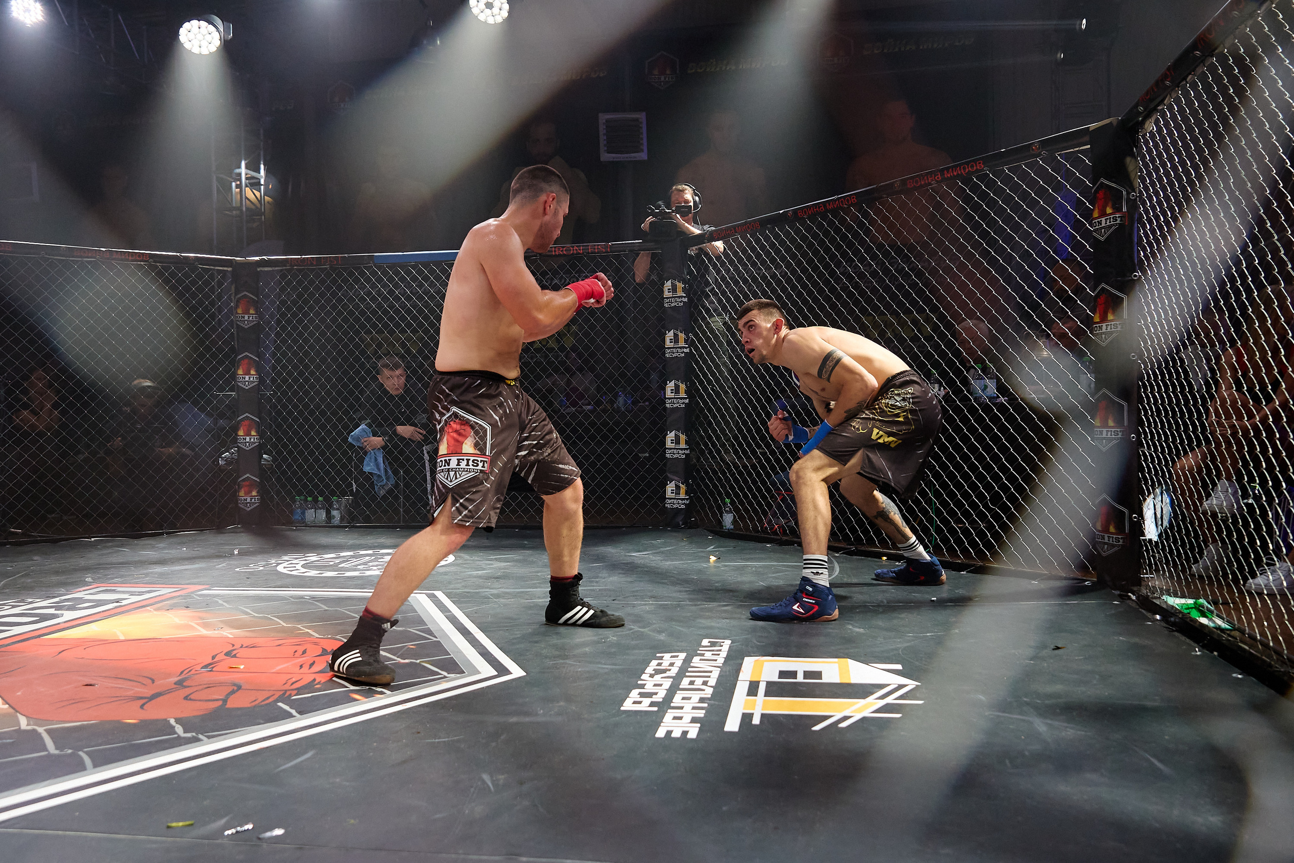 Спортивный Фотограф спорт мероприятие Владивосток единоборства ММА 