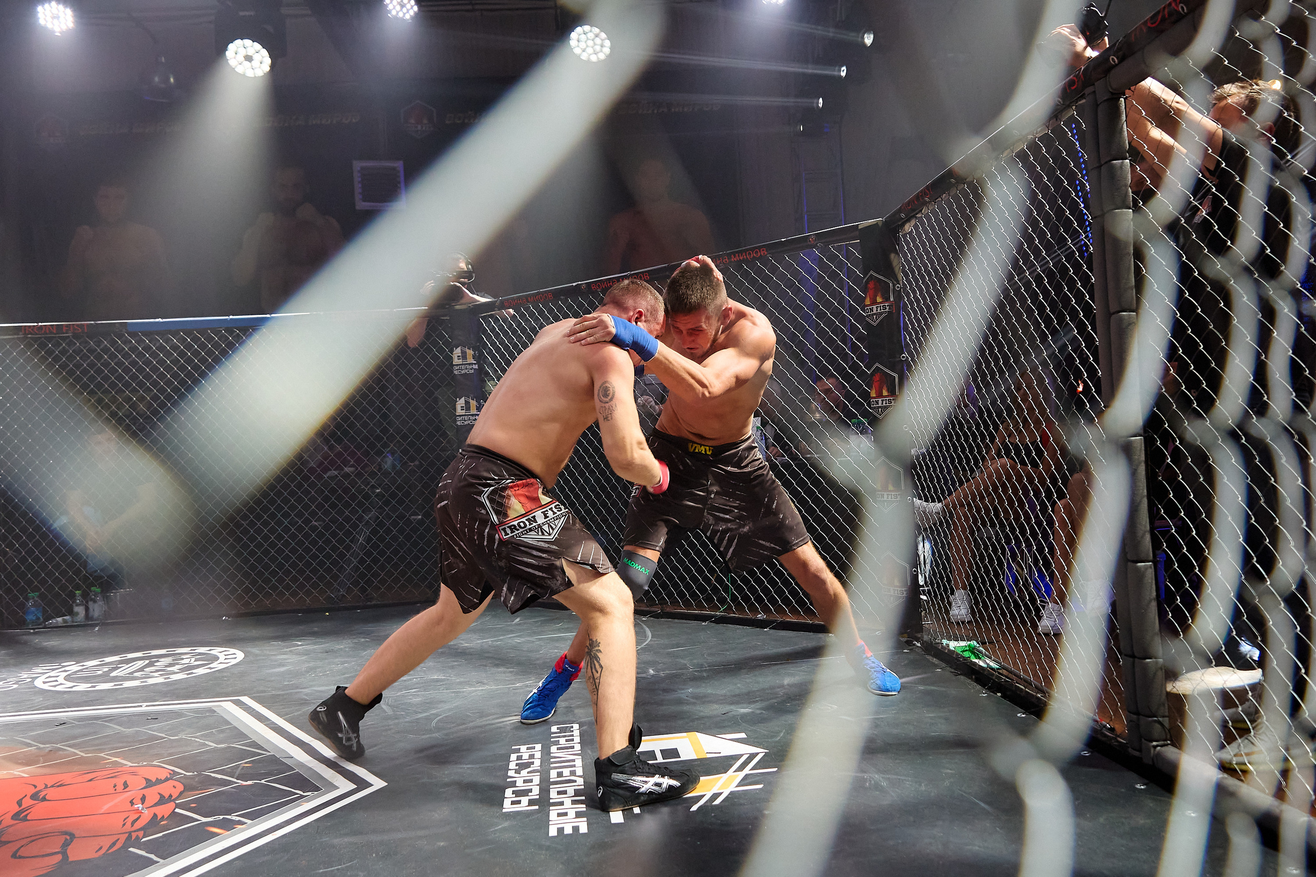 Спортивный Фотограф спорт мероприятие Владивосток единоборства ММА 