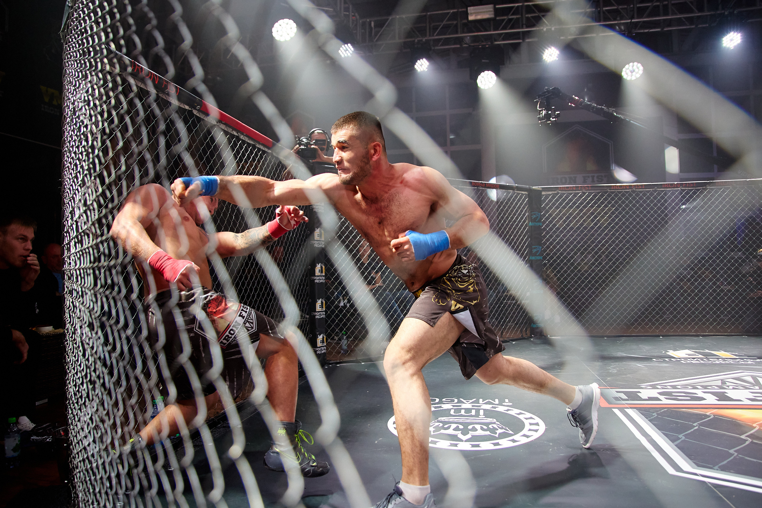 Спортивный Фотограф спорт мероприятие Владивосток единоборства ММА 