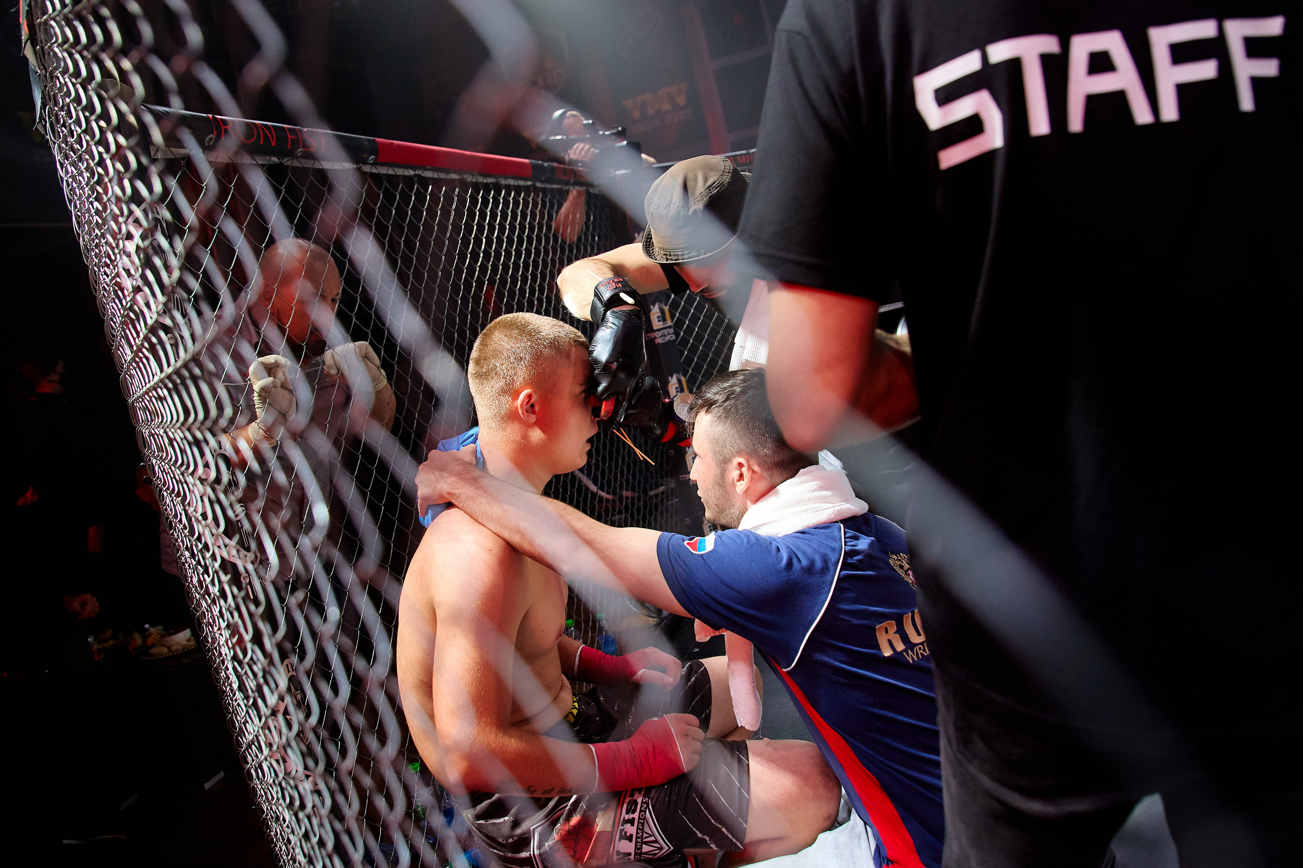 Спортивный Фотограф спорт мероприятие Владивосток единоборства ММА 