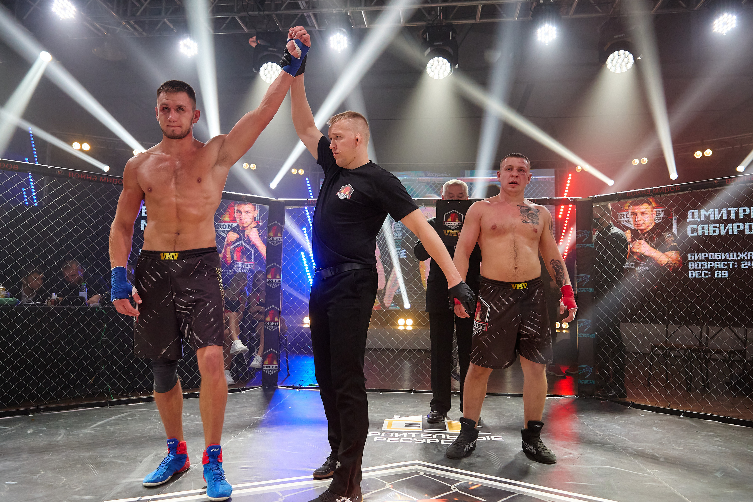 Спортивный Фотограф спорт мероприятие Владивосток единоборства ММА 