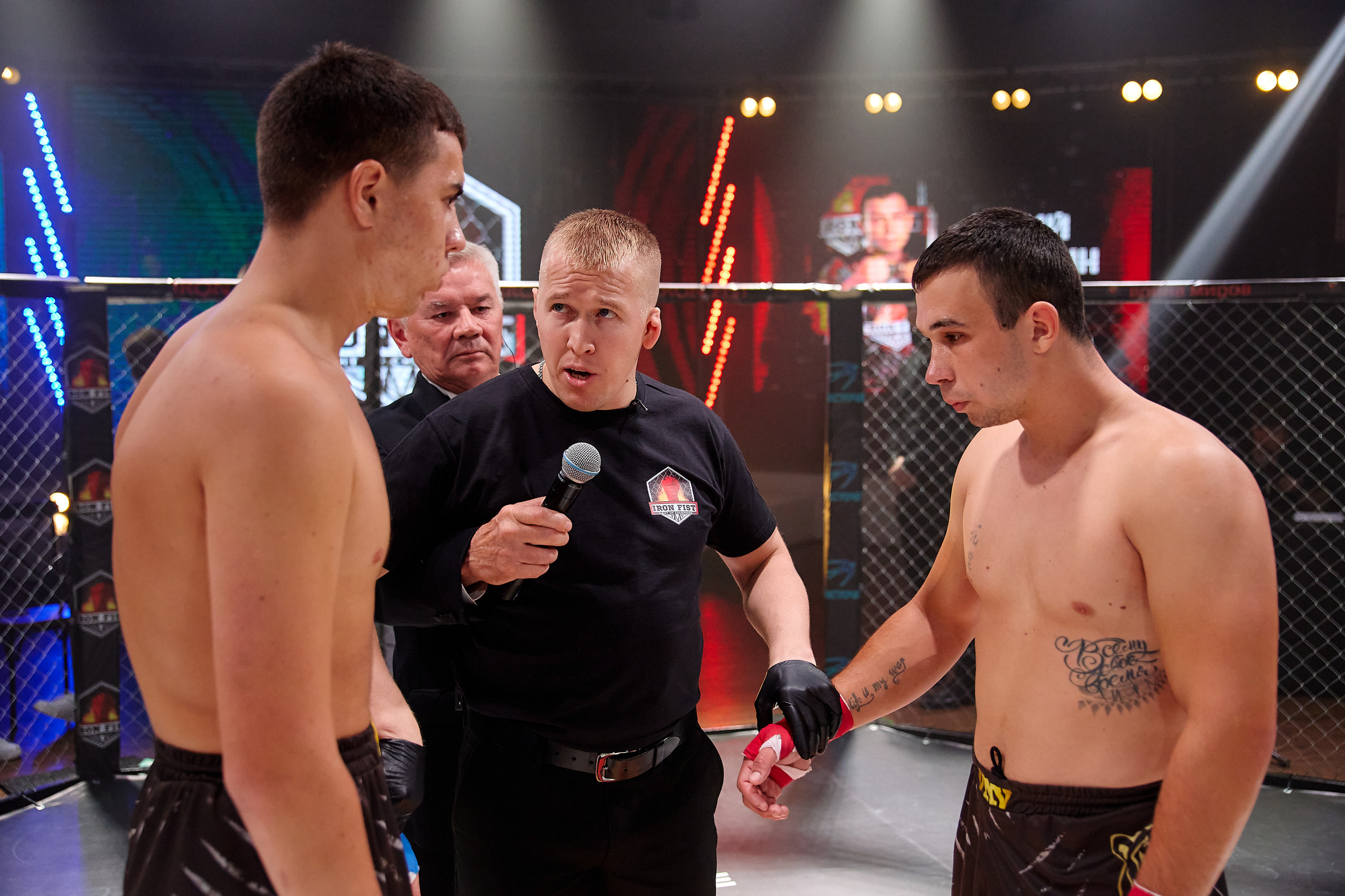 Спортивный Фотограф спорт мероприятие Владивосток единоборства ММА 