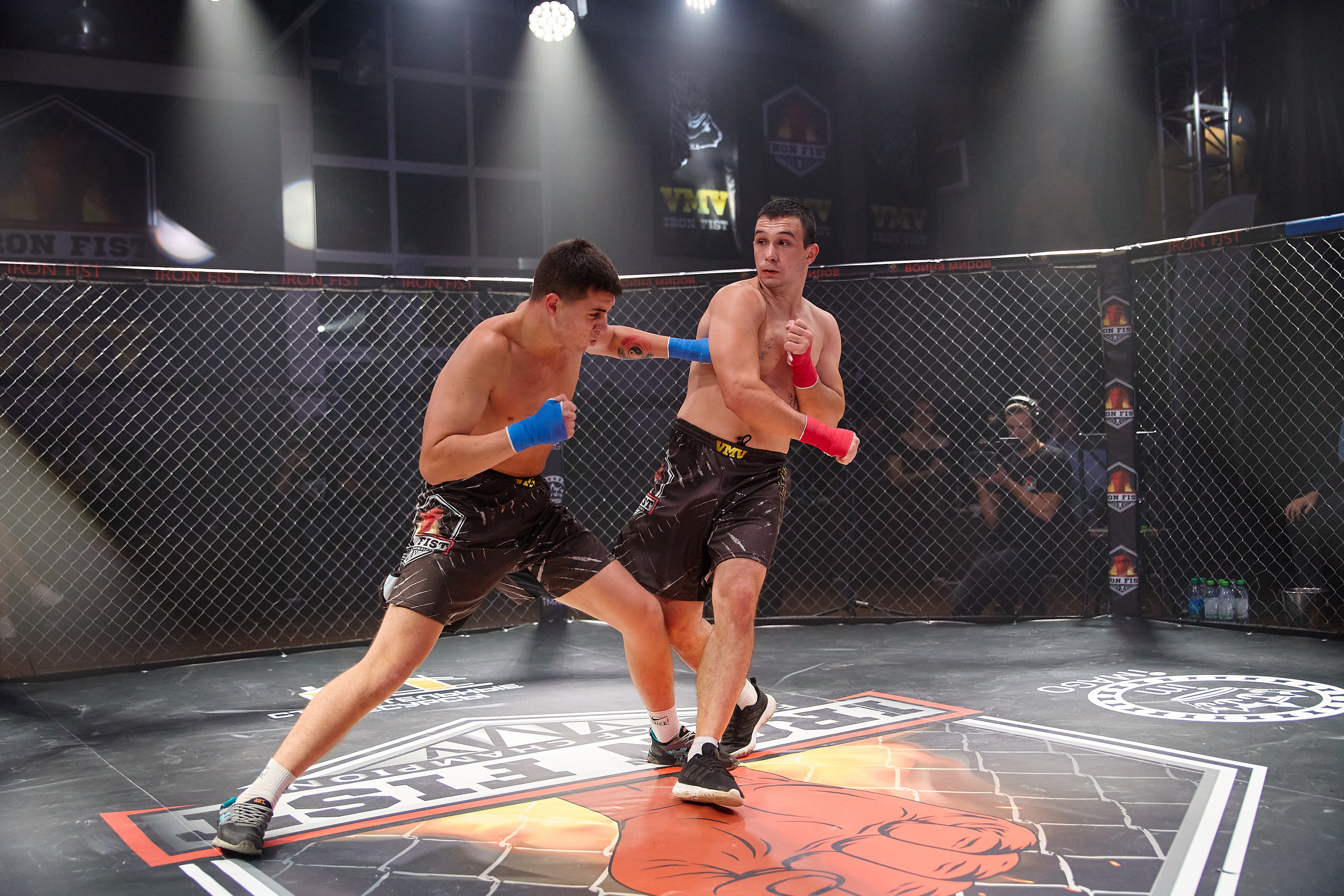 Спортивный Фотограф спорт мероприятие Владивосток единоборства ММА 