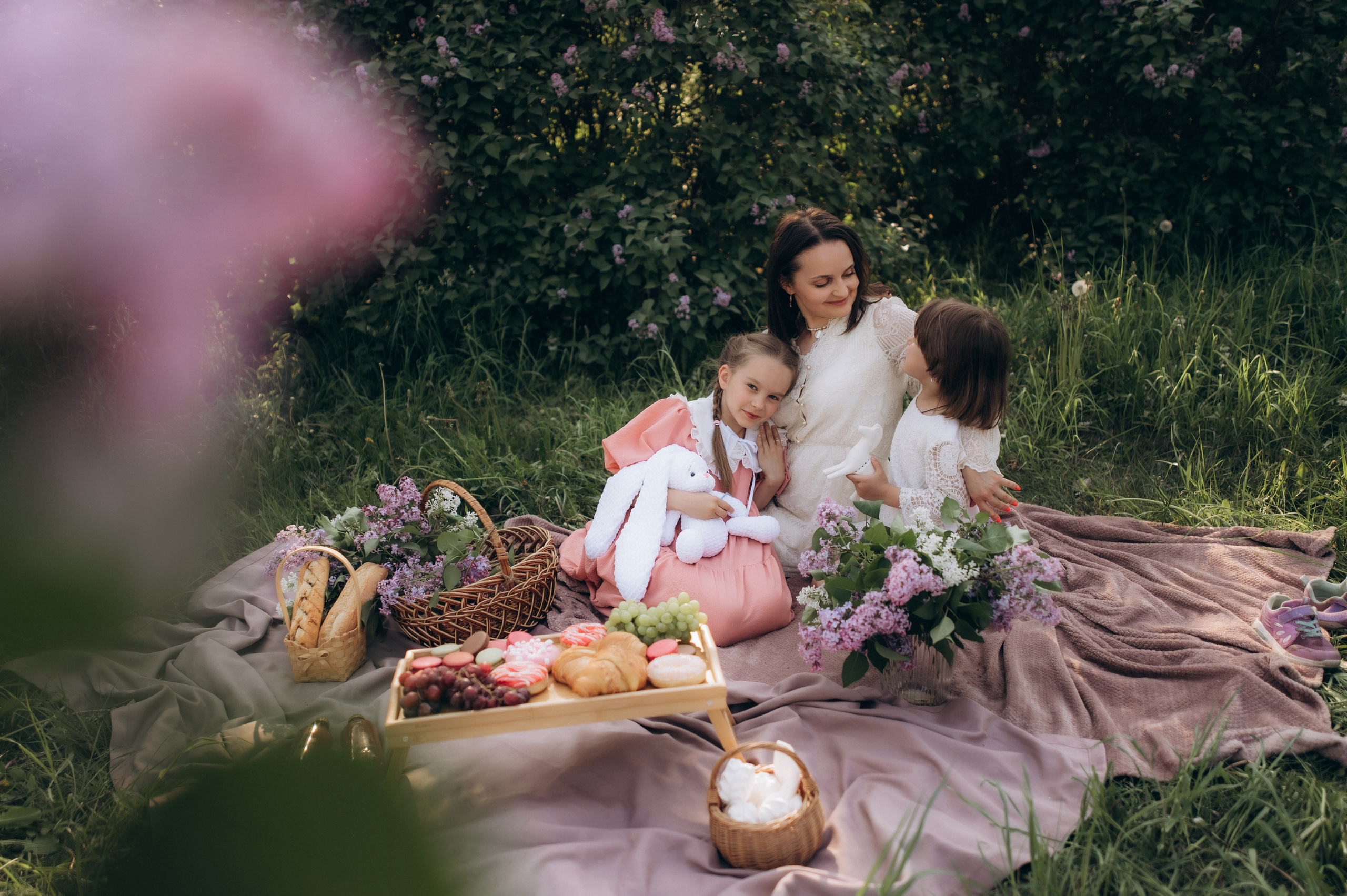 Фото-проект в сирени. Семейный фотограф в Санкт-Петербурге Александра Милованова