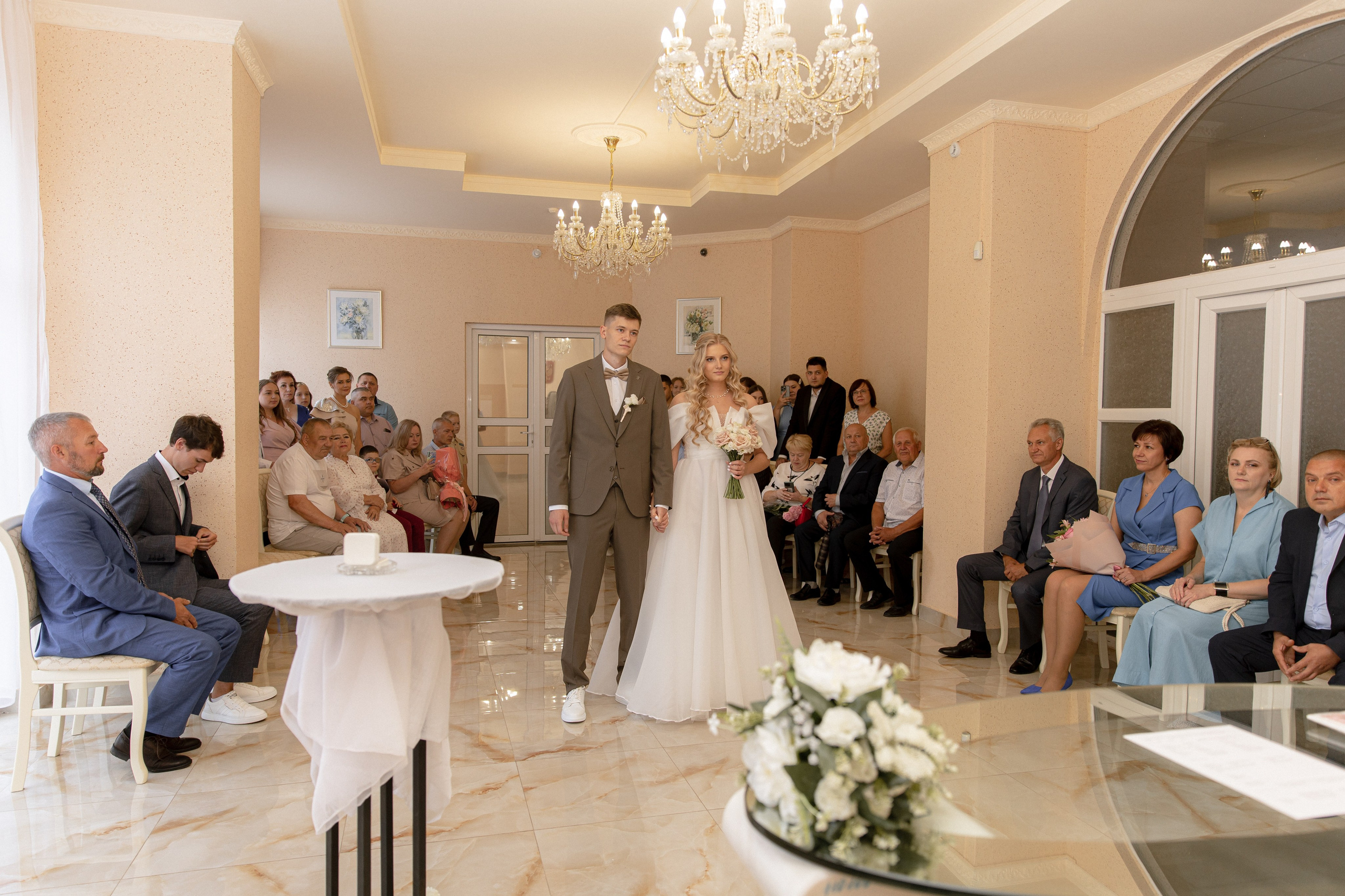 Он, она и весь день любви. Злата и Никита. Свадебный и семейный фотограф в Екатеринбурге Катя Буряк