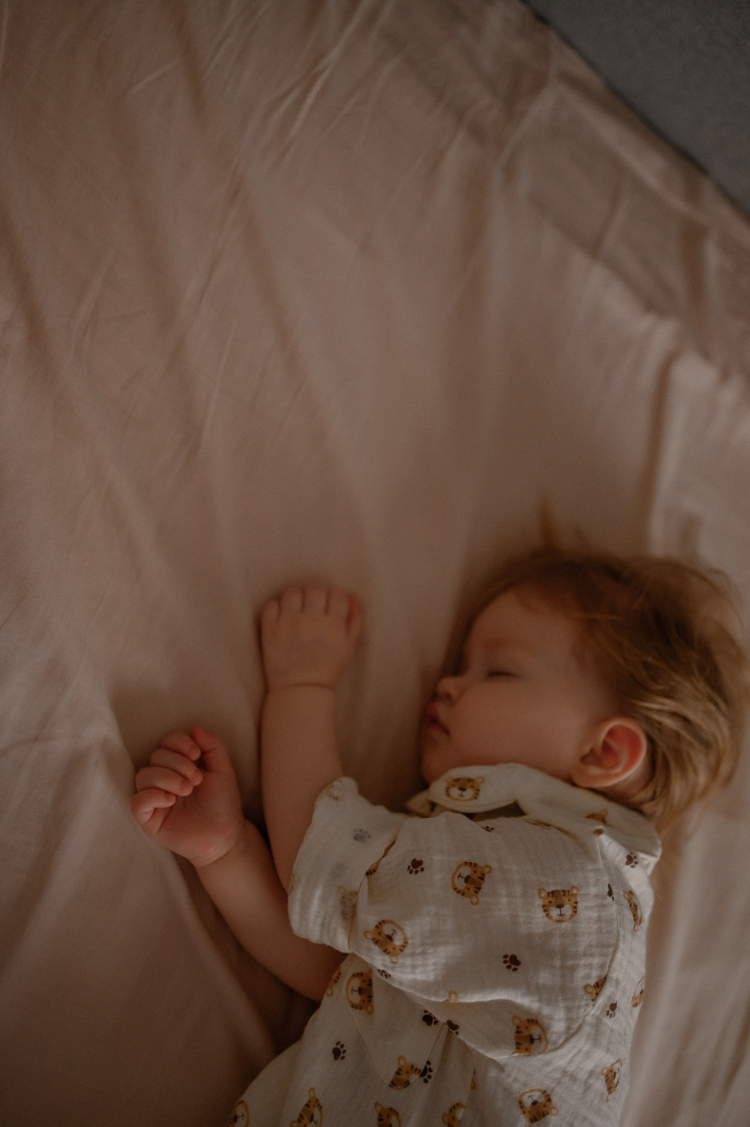 Даша и Варя дома. Семейный и свадебный lifestyle-фотограф в Москве Мария Петрова