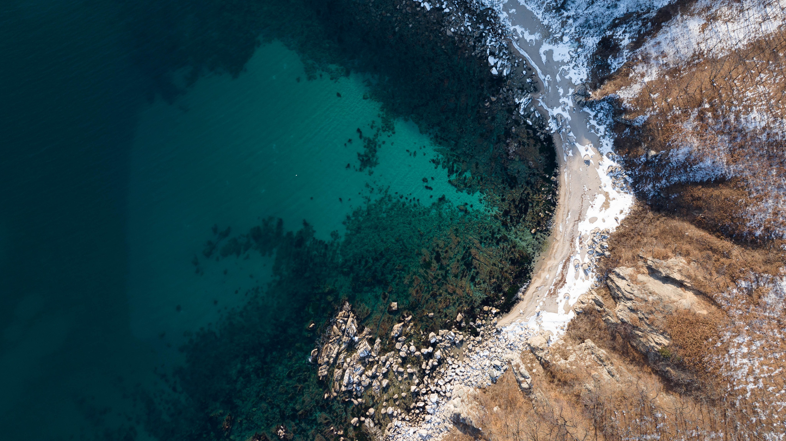 Бухты Триозерье, Окуневая, Спокойная. Турист оптимист