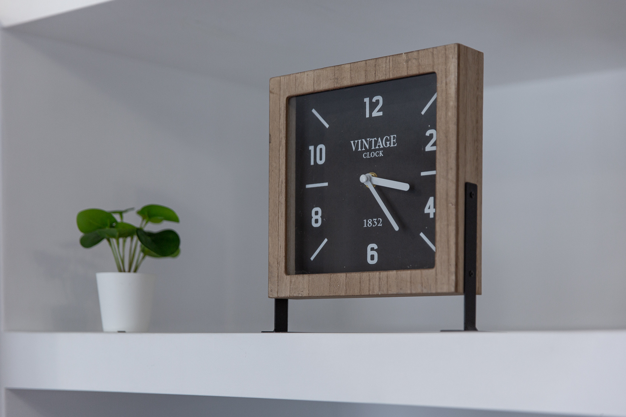 Renatphoto-Фотосессия студии с элементами декора. Профессиональная фотосъёмка интерьеров, предметная фотосессия еды для меню г. Анапа