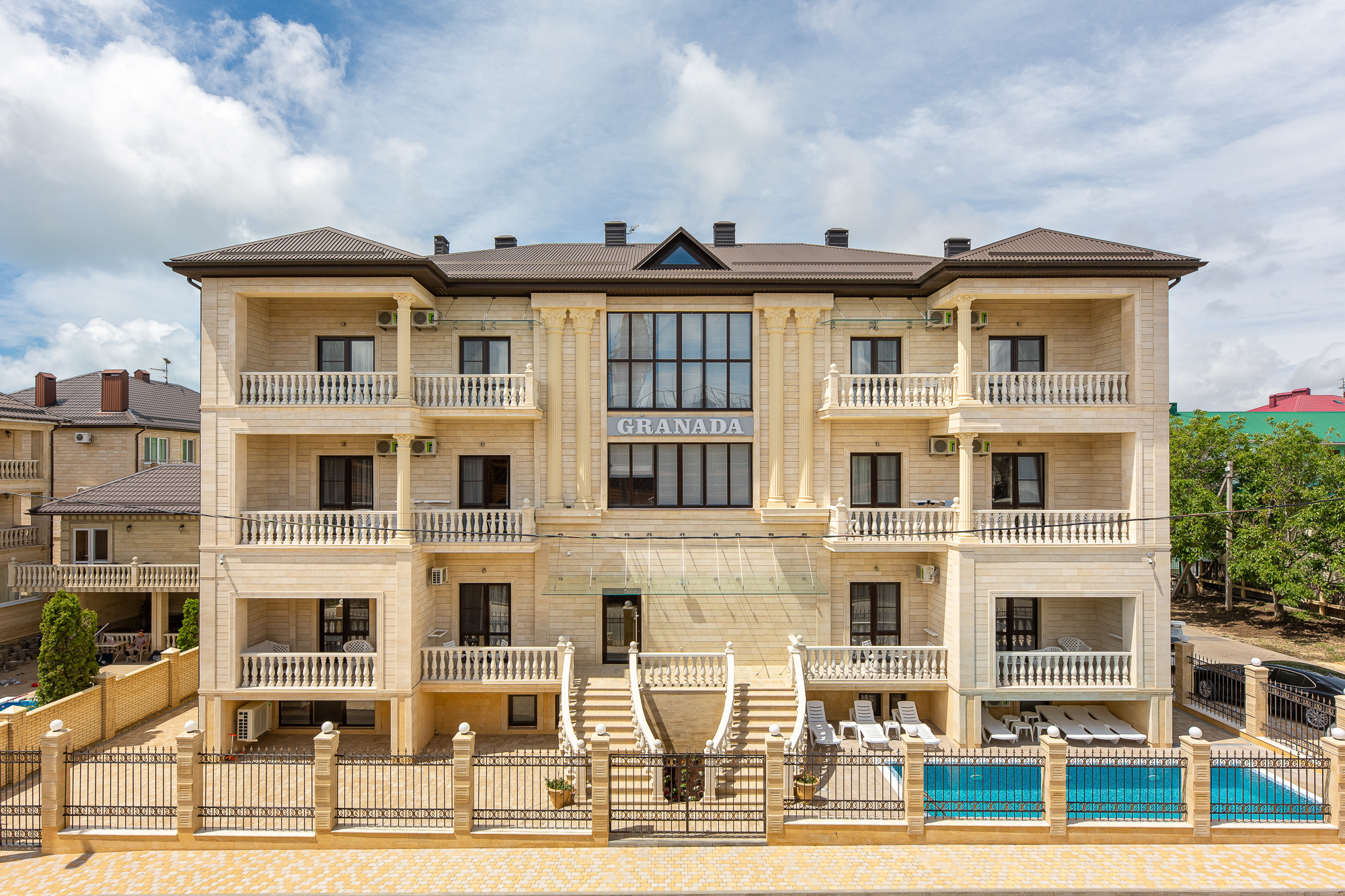 Renatphoto-Фотограф интерьеров в Анапе. Профессиональная фотосъёмка интерьеров, предметная фотосессия еды для меню г. Анапа