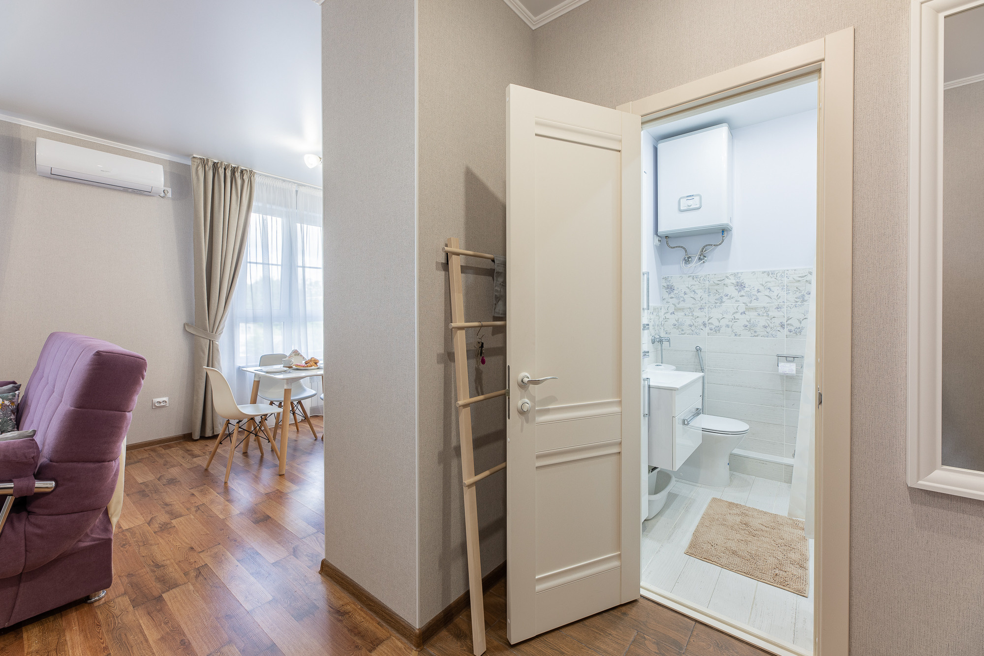 Renatphoto-Фотосессия студии с элементами декора. Профессиональная фотосъёмка интерьеров, предметная фотосессия еды для меню г. Анапа