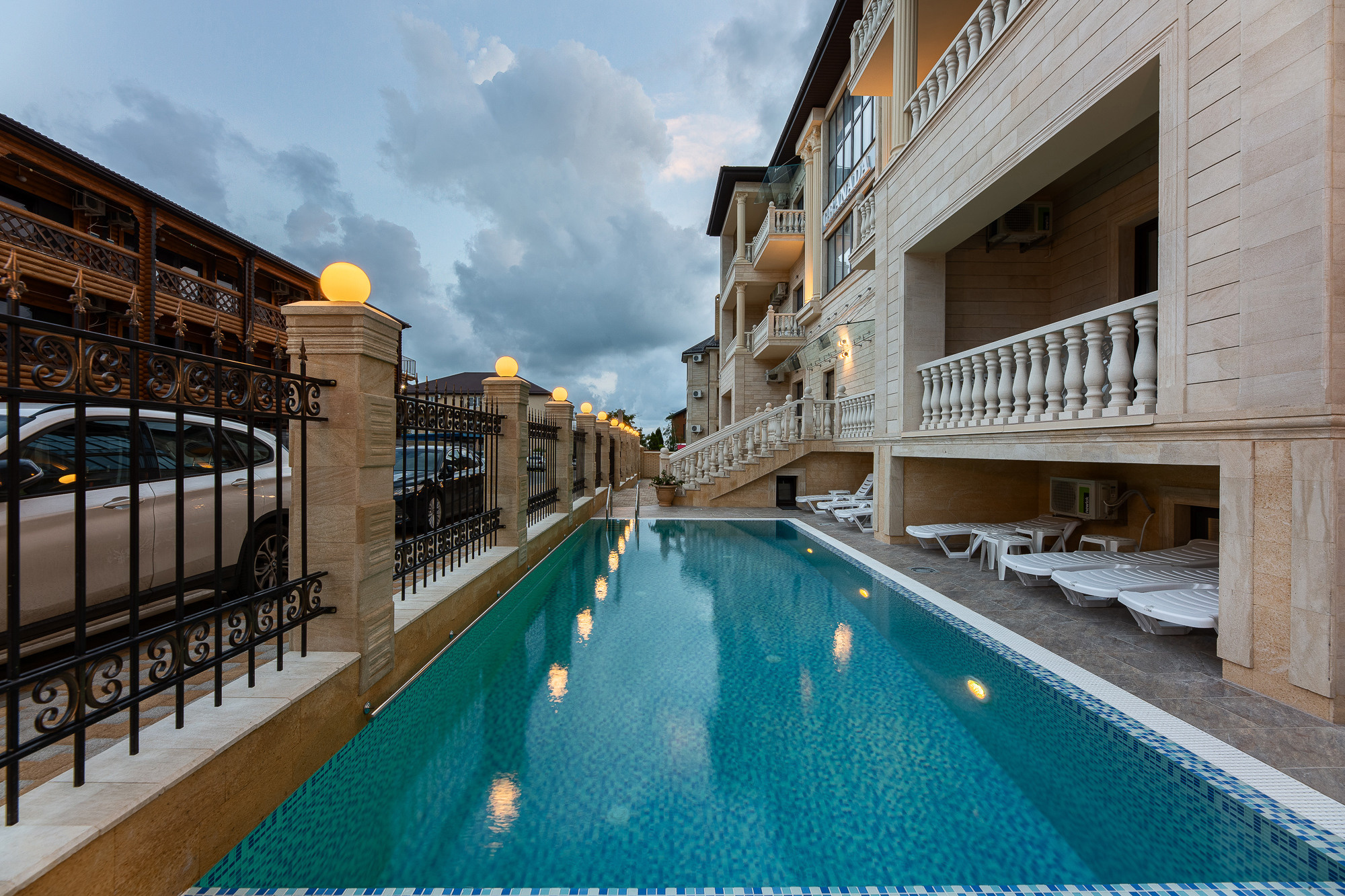 Renatphoto-Фотограф интерьеров в Анапе. Профессиональная фотосъёмка интерьеров, предметная фотосессия еды для меню г. Анапа