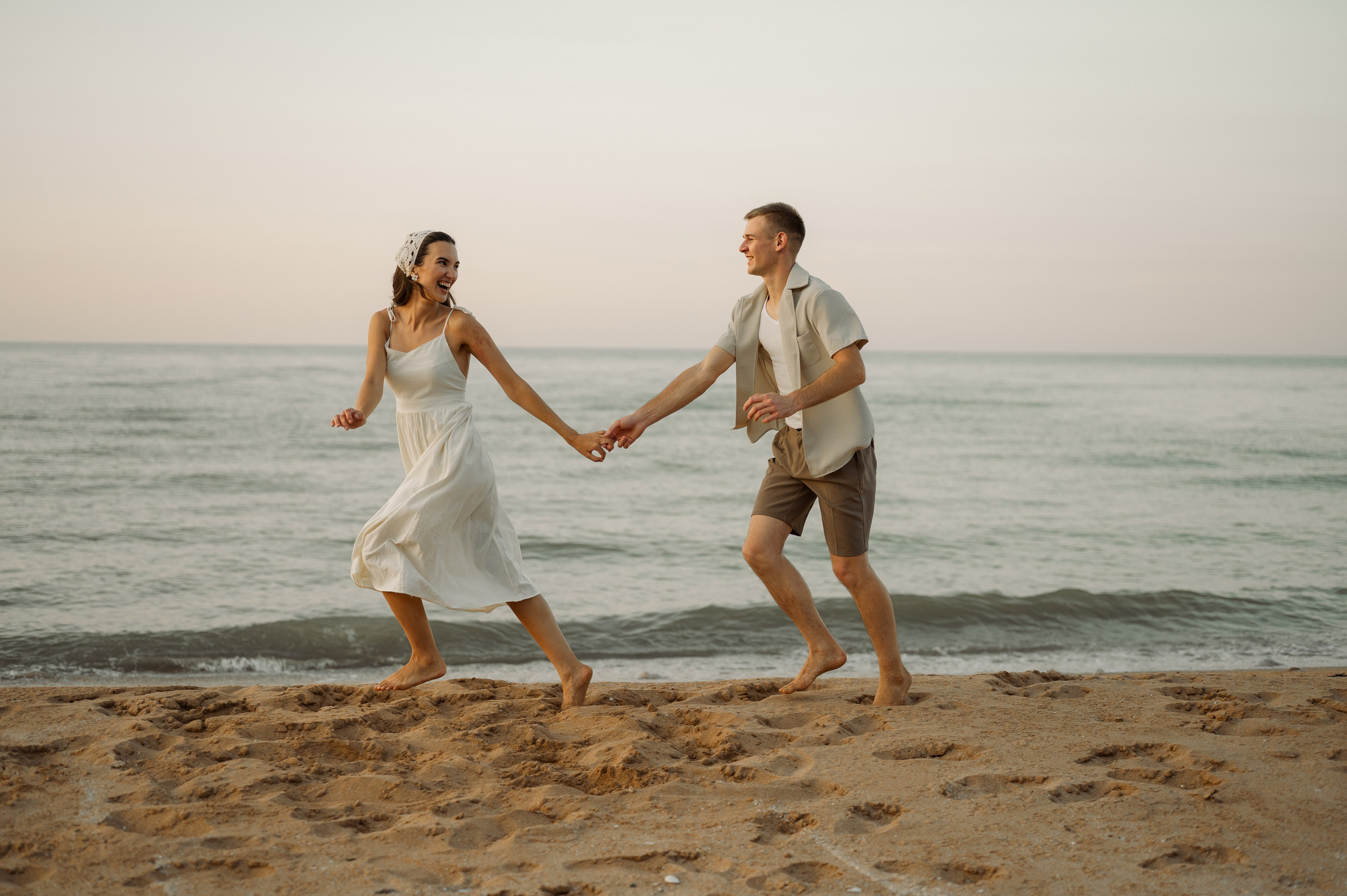 Предсвадебная съёмка на море🌊. Свадебный и семейный фотограф в Краснодаре Алина Мельник