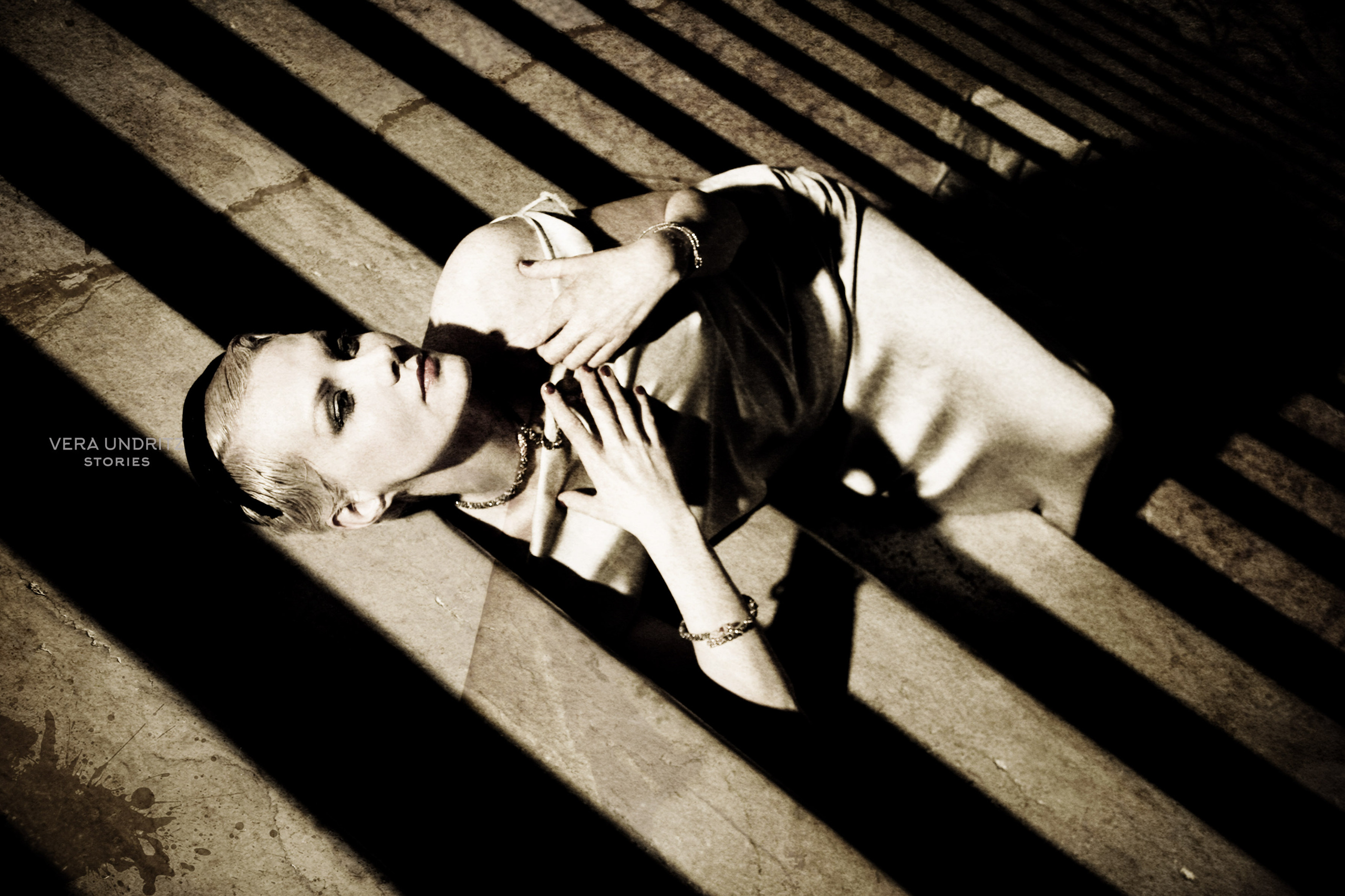 Рената Литвинова для компании СБ-золото, Венеция