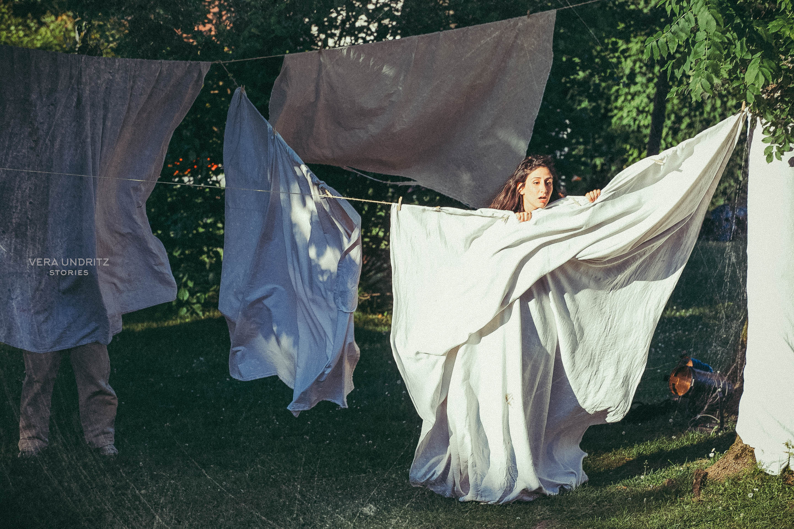 Фото и афиша спектакля «La main de Leila», фестивали в Анси и в Авиньоне. Вера Ундриц/Vera Undritz, celebrity фотограф, Москва