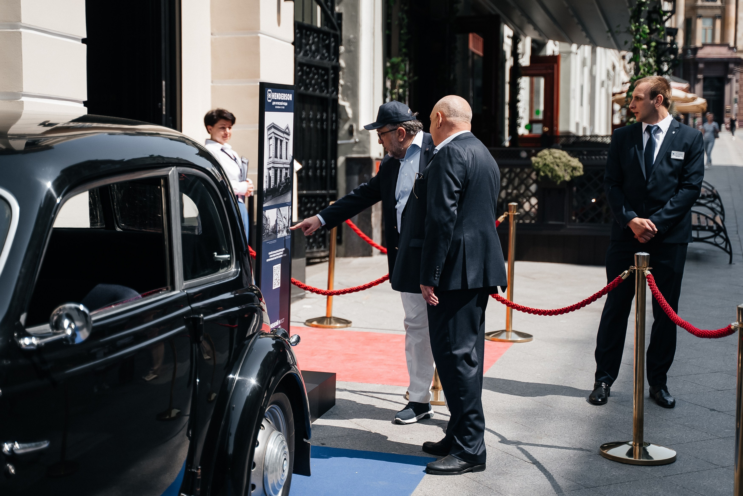 Henderson. Павел Краснов — Свадебный и репортажный фотограф в Москве