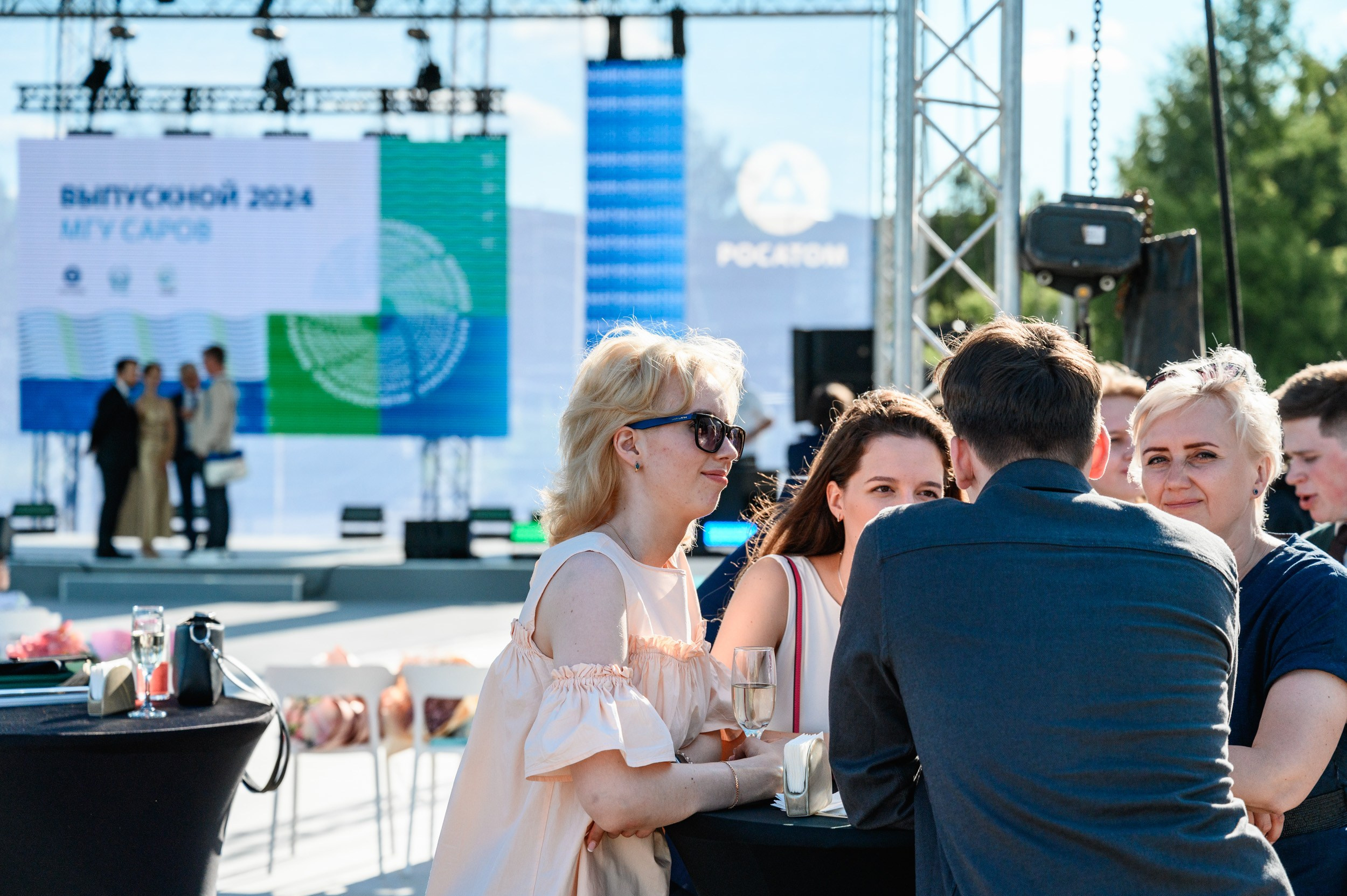 Выпускной МГУ. Фотограф Захваткин Роман