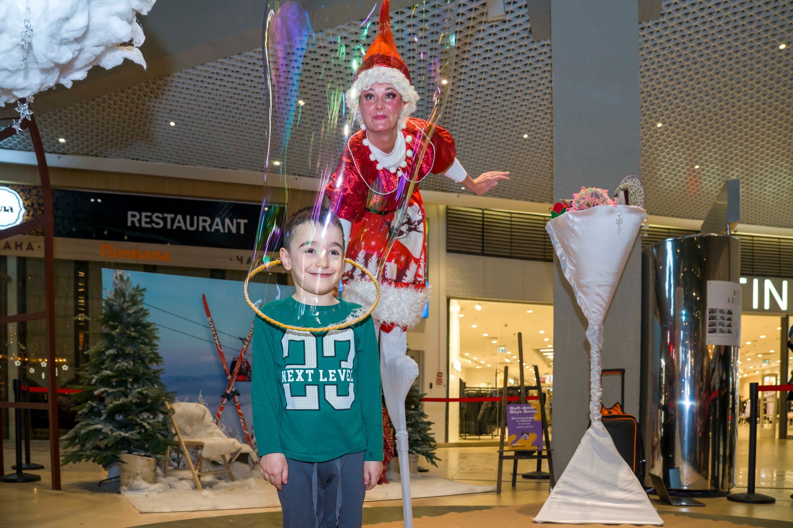 Детский праздник. Фотограф в Санкт-Петербурге. Репортажная и все съёмки для бизнеса