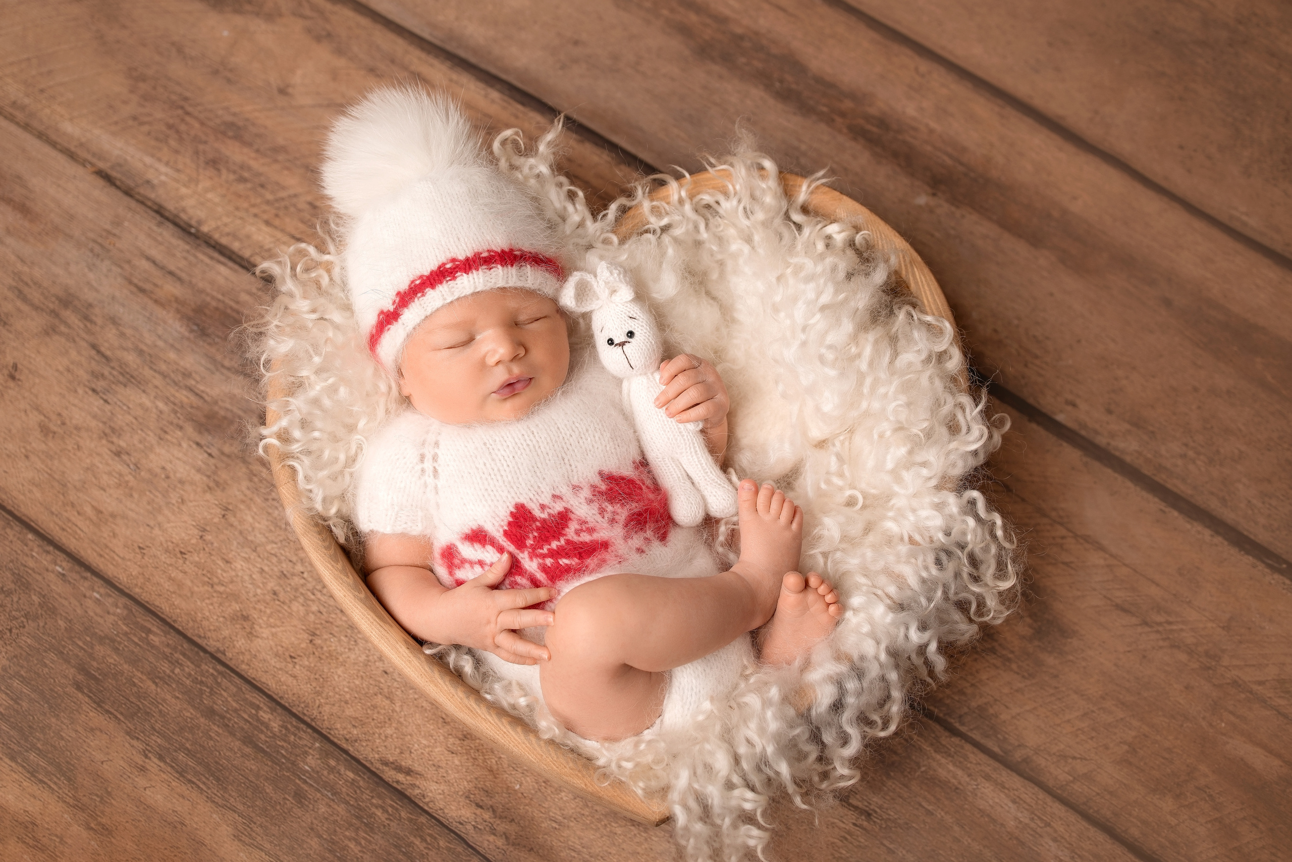 Нежная и милая фотосессия первых дней жизни Вашего ребенка в Минске. Фотограф новорождённых Минск — стоимость newborn фотосессии в Минске