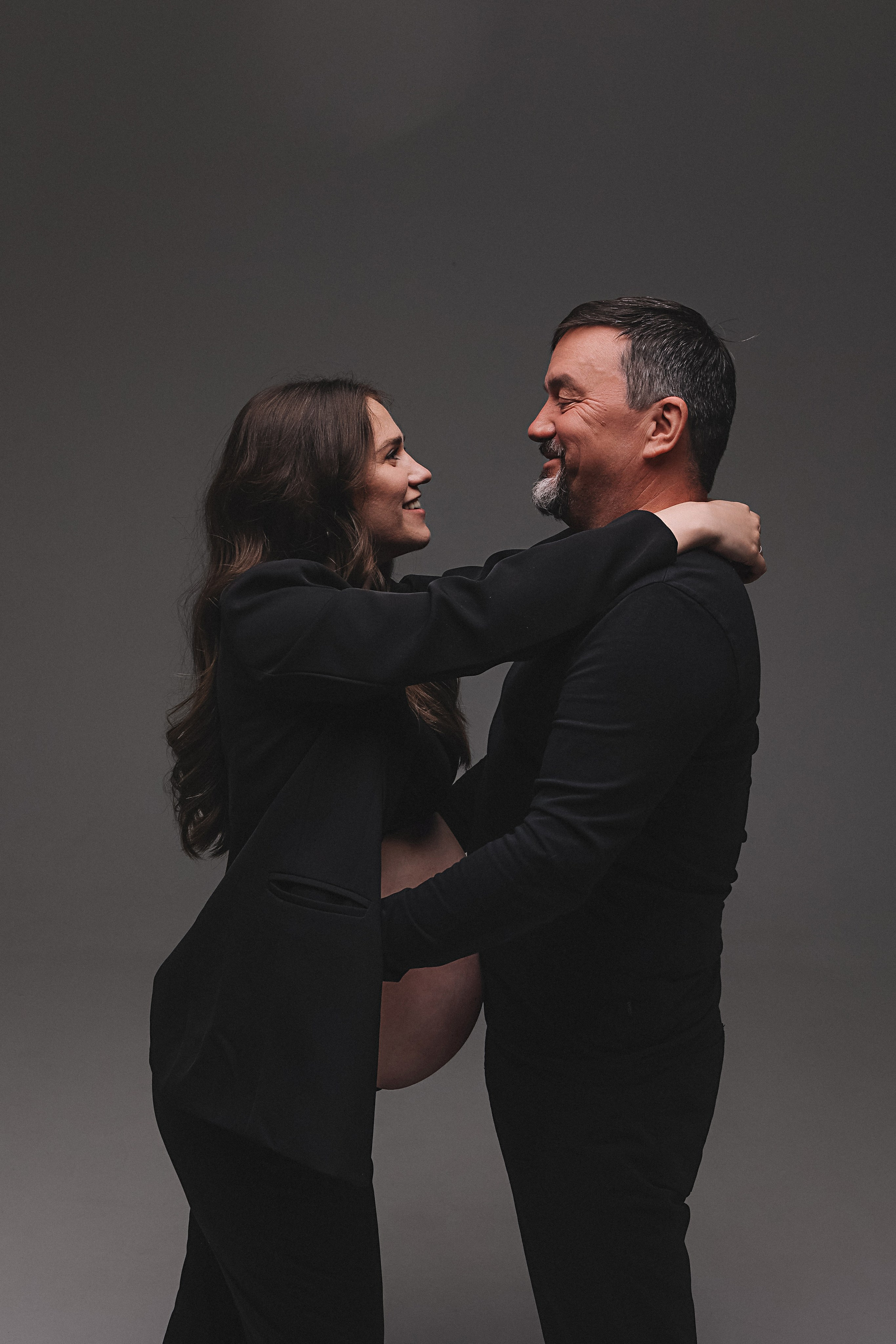 10/11 беременность. Семейный фотограф Тюмень, фотограф на роды Салмина Мария