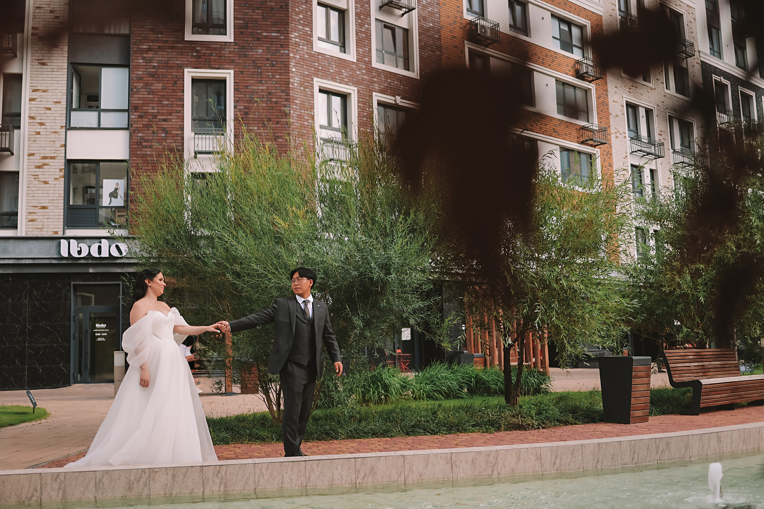 Айвазовский и парк дружбы народов. Семейный фотограф Тюмень, фотограф на роды Салмина Мария