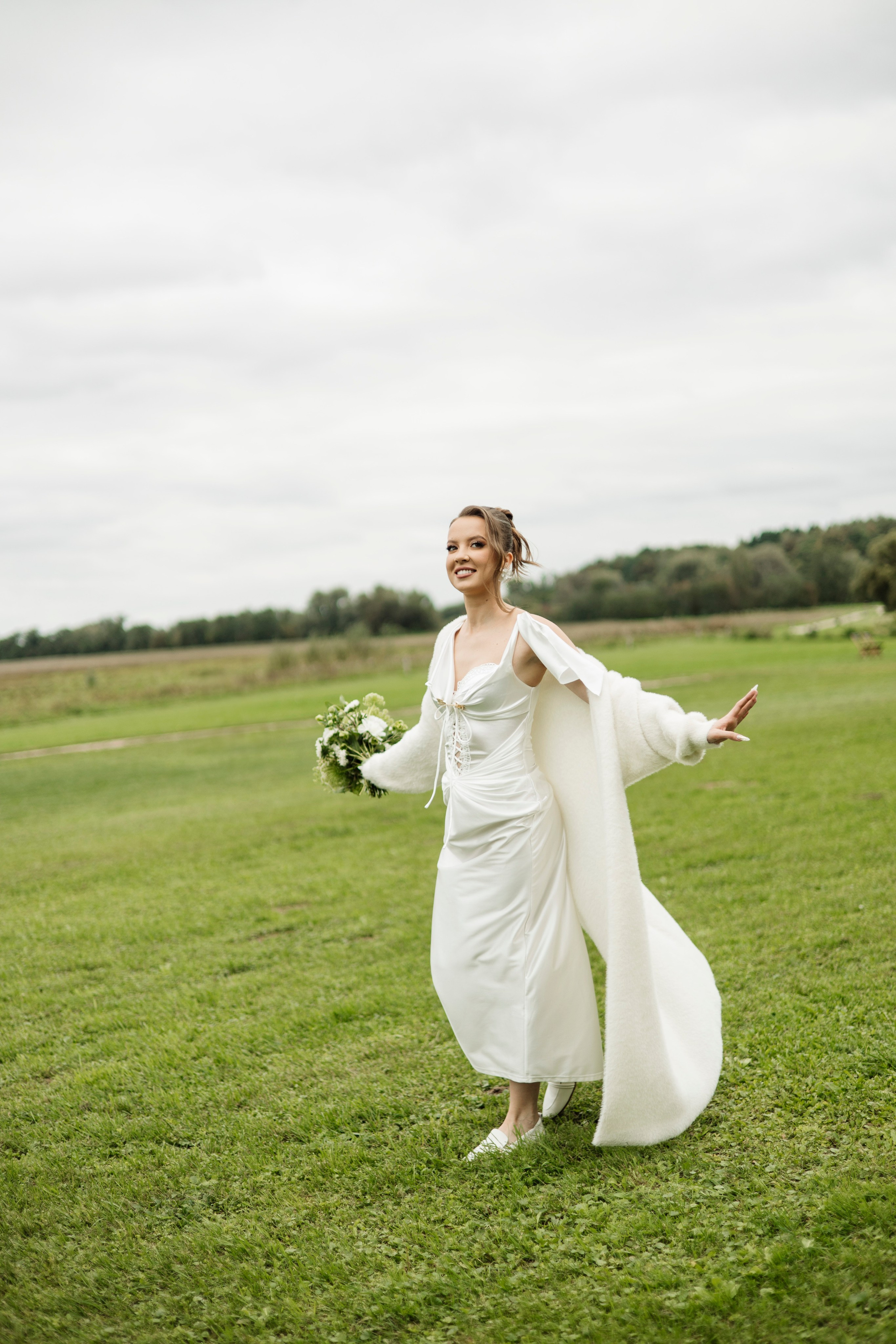 Артём и Вероника pine river. Nikolpinhasova