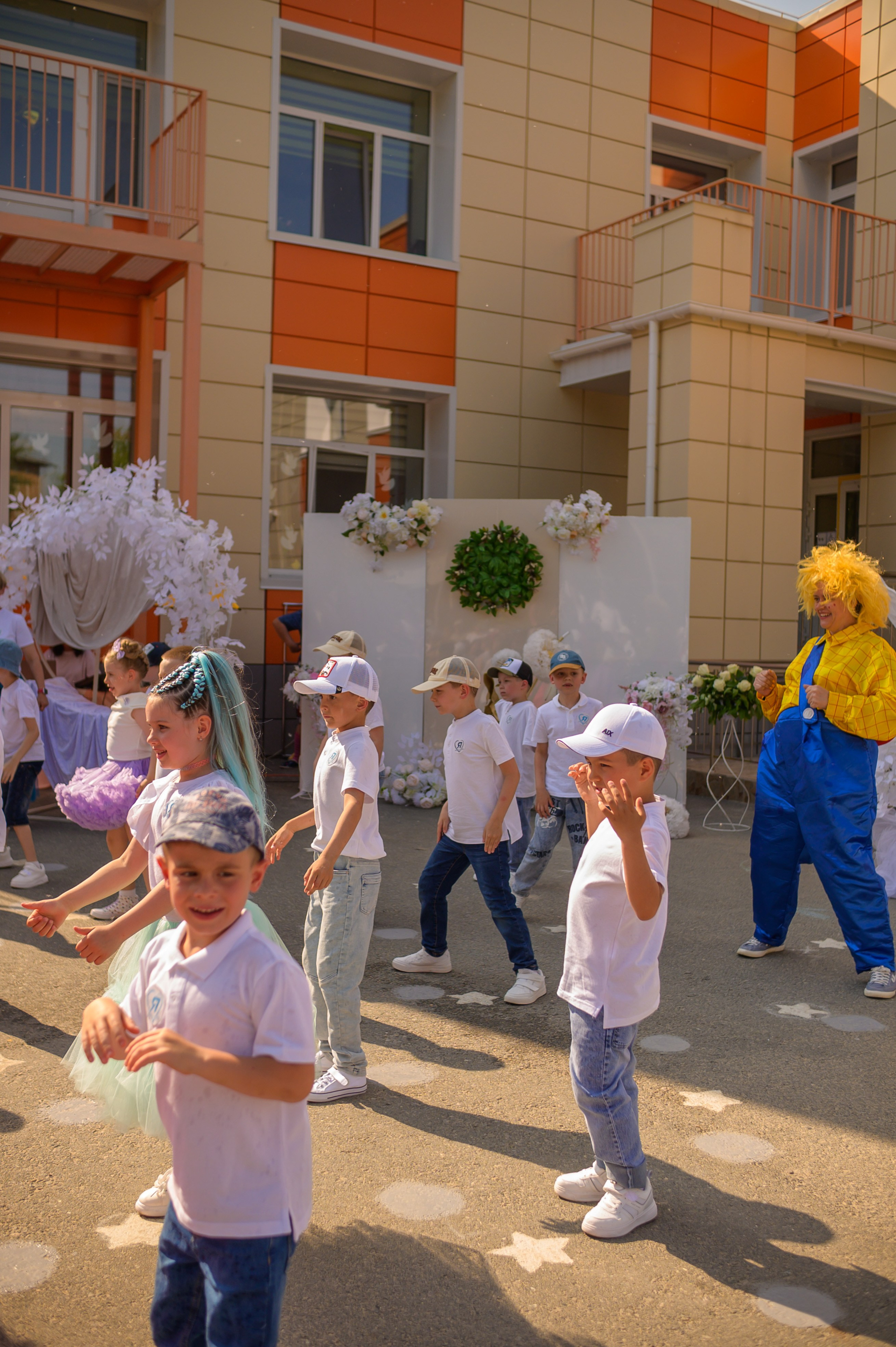 Репортаж выпускного группа «Фантазёры» 3 садик. Фотограф новорожденных, семейный детский в Тюмени Татьяна Морозова