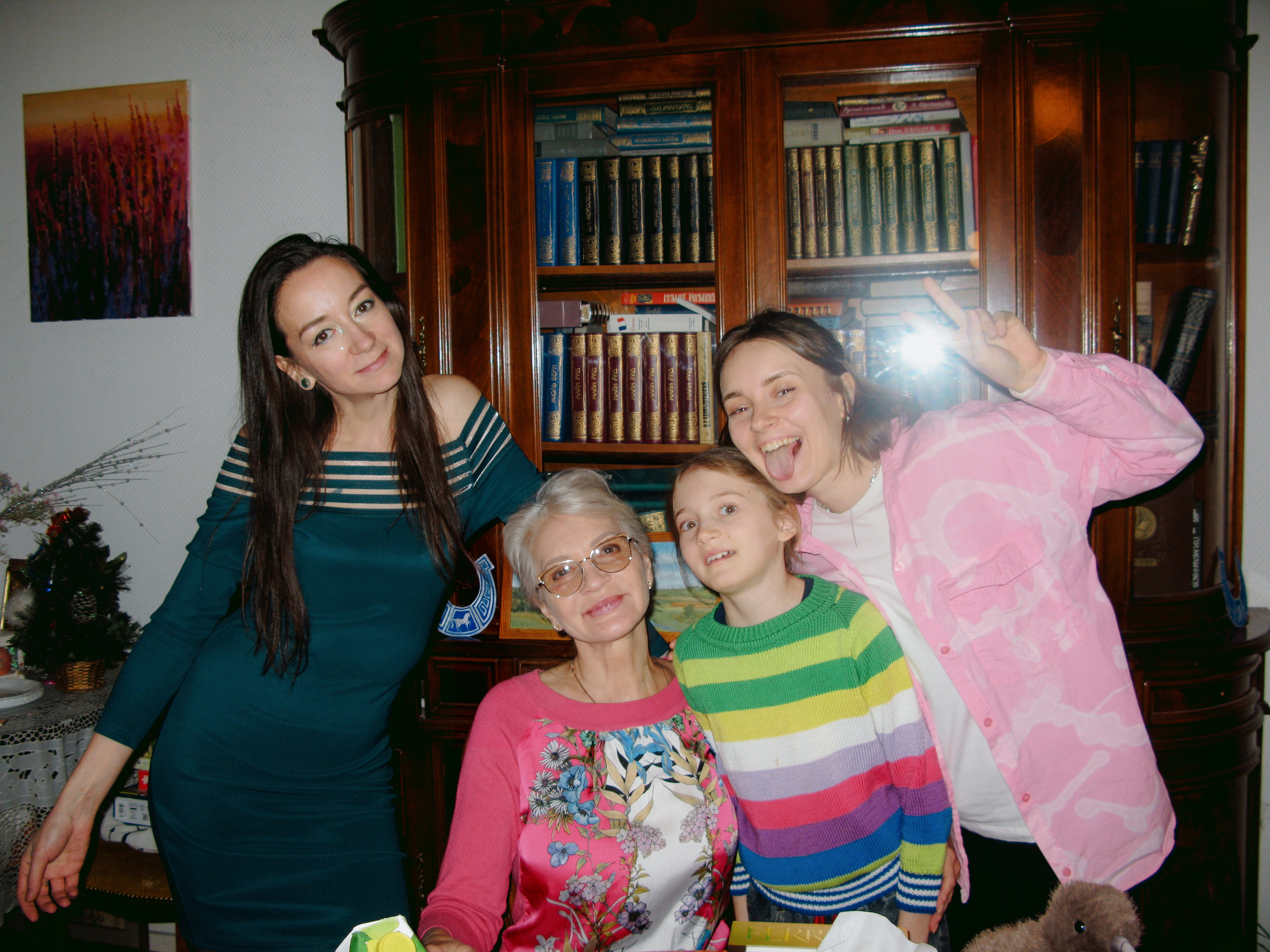 Mar. Фотограф Миланазавр