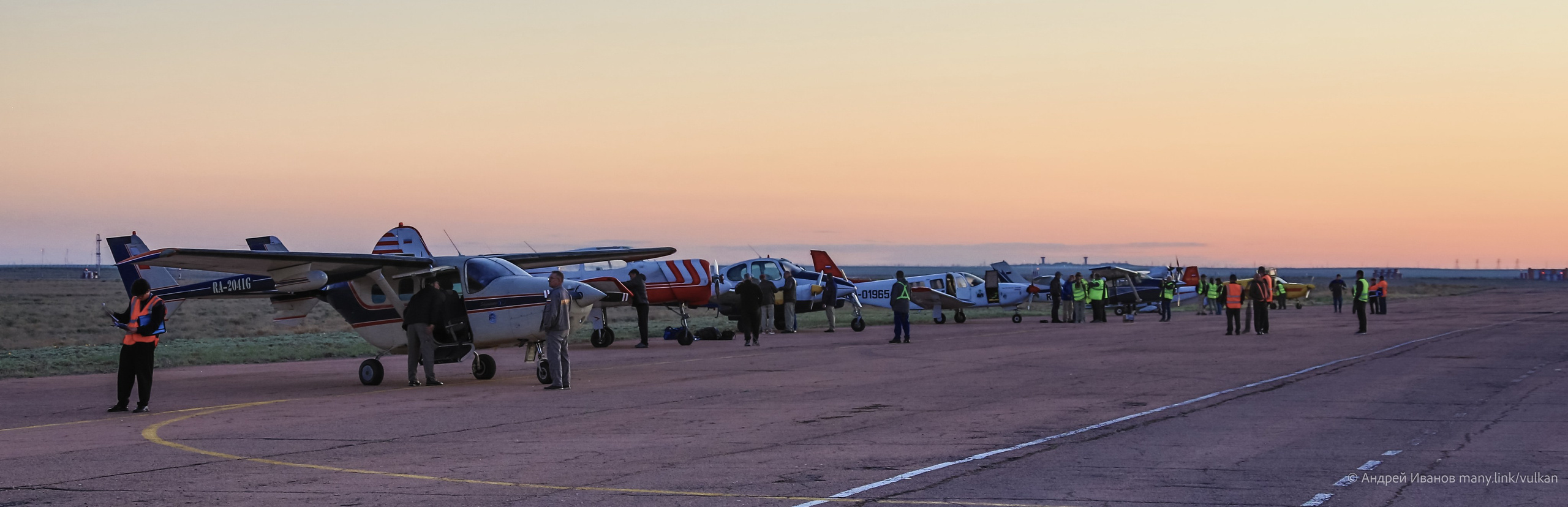 Перелёт на Байконур в 2026 г на самолётах АОН. Фотоальбом показывающий увлекательный мир авиации и мир медведей Андрея Иванова