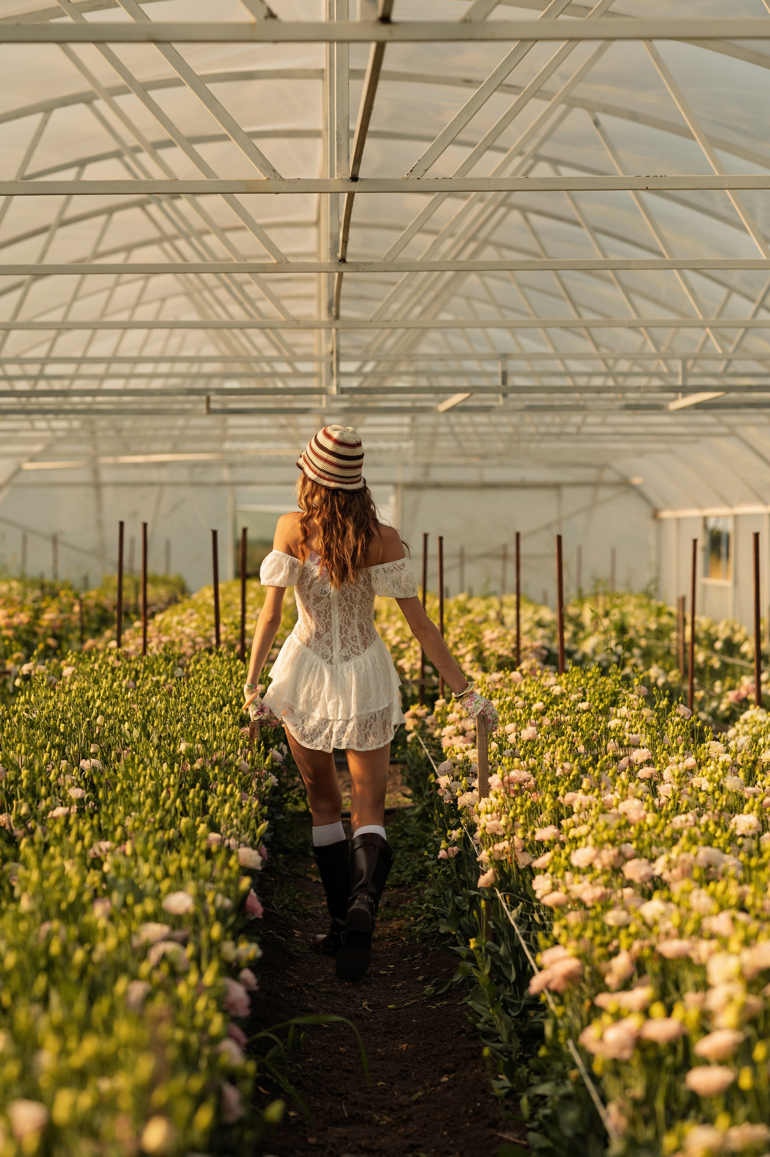 Диана в теплице. Фотограф в Краснодаре Скубицкая Альбина