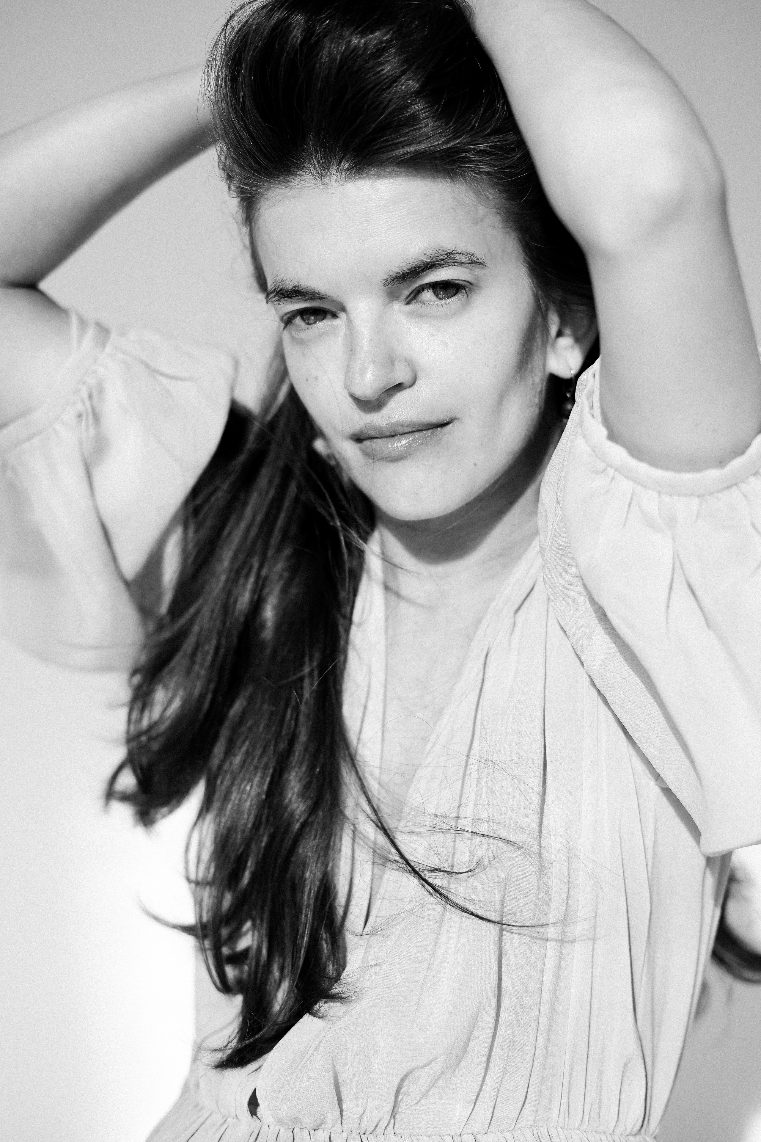 Lota in the sunny studio. Photographer and videographer Valeria Lisauske