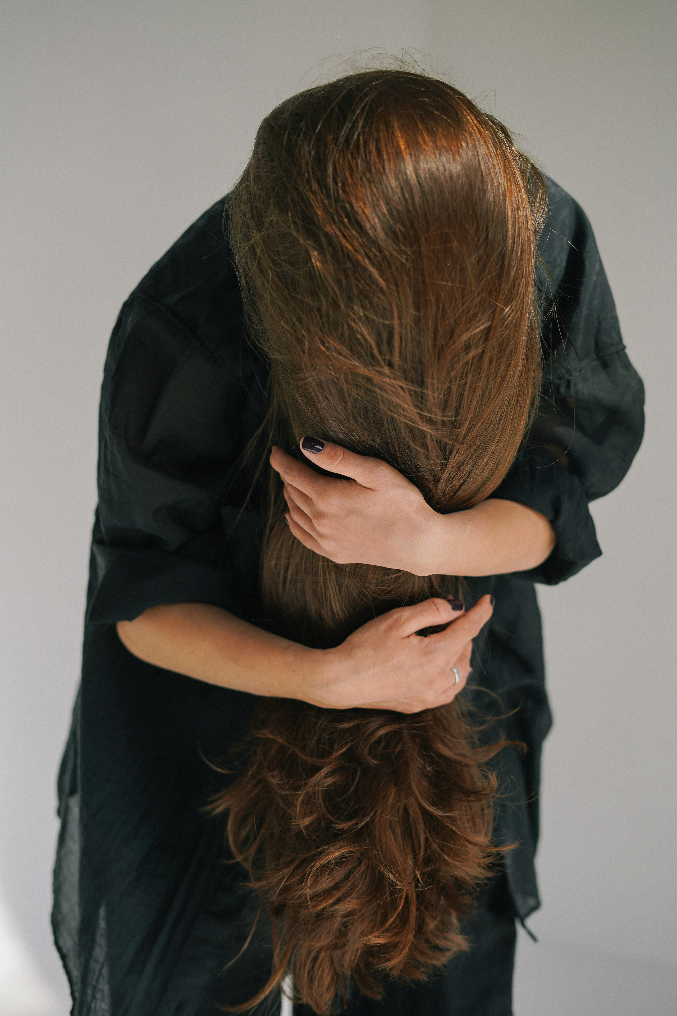 Lota in the sunny studio. Photographer and videographer Valeria Lisauske