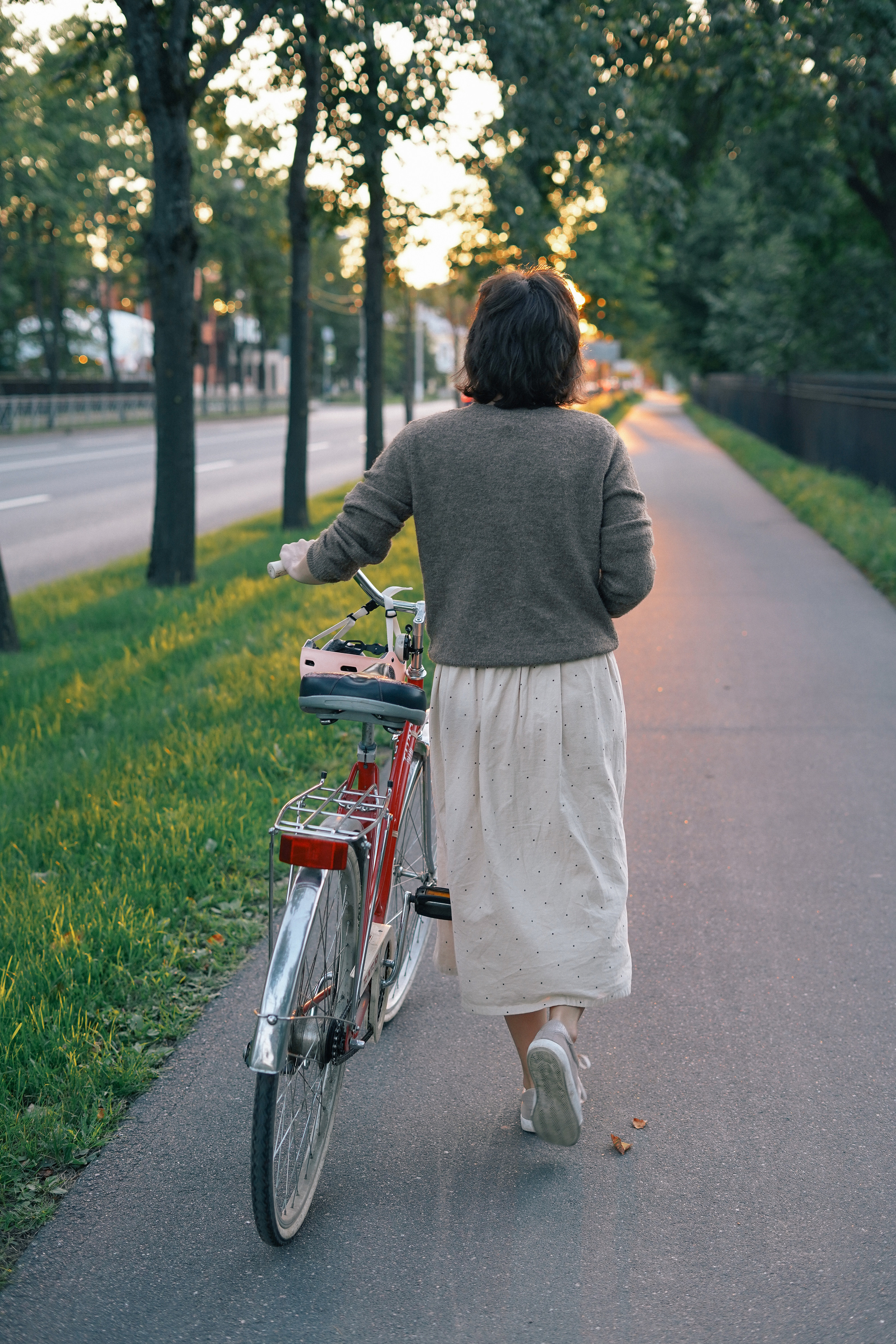 Maria, the bicycle and the end of summer. Photographer and videographer Valeria Lisauske