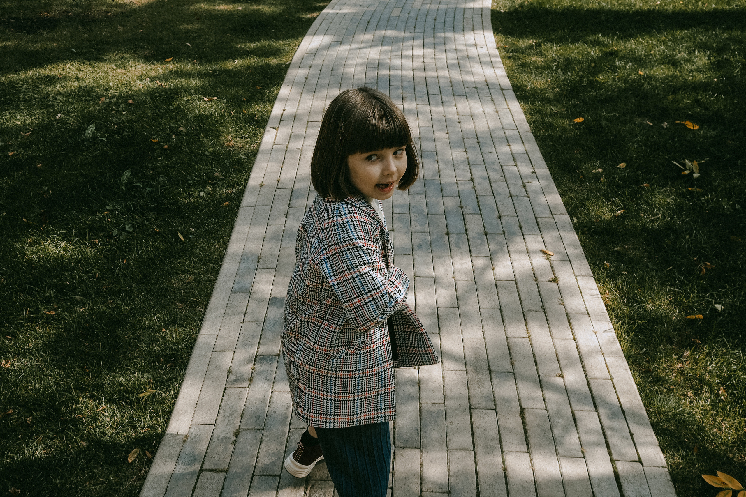 Nastya, Sasha and Mila's walk. Photographer and videographer Valeria Lisauske