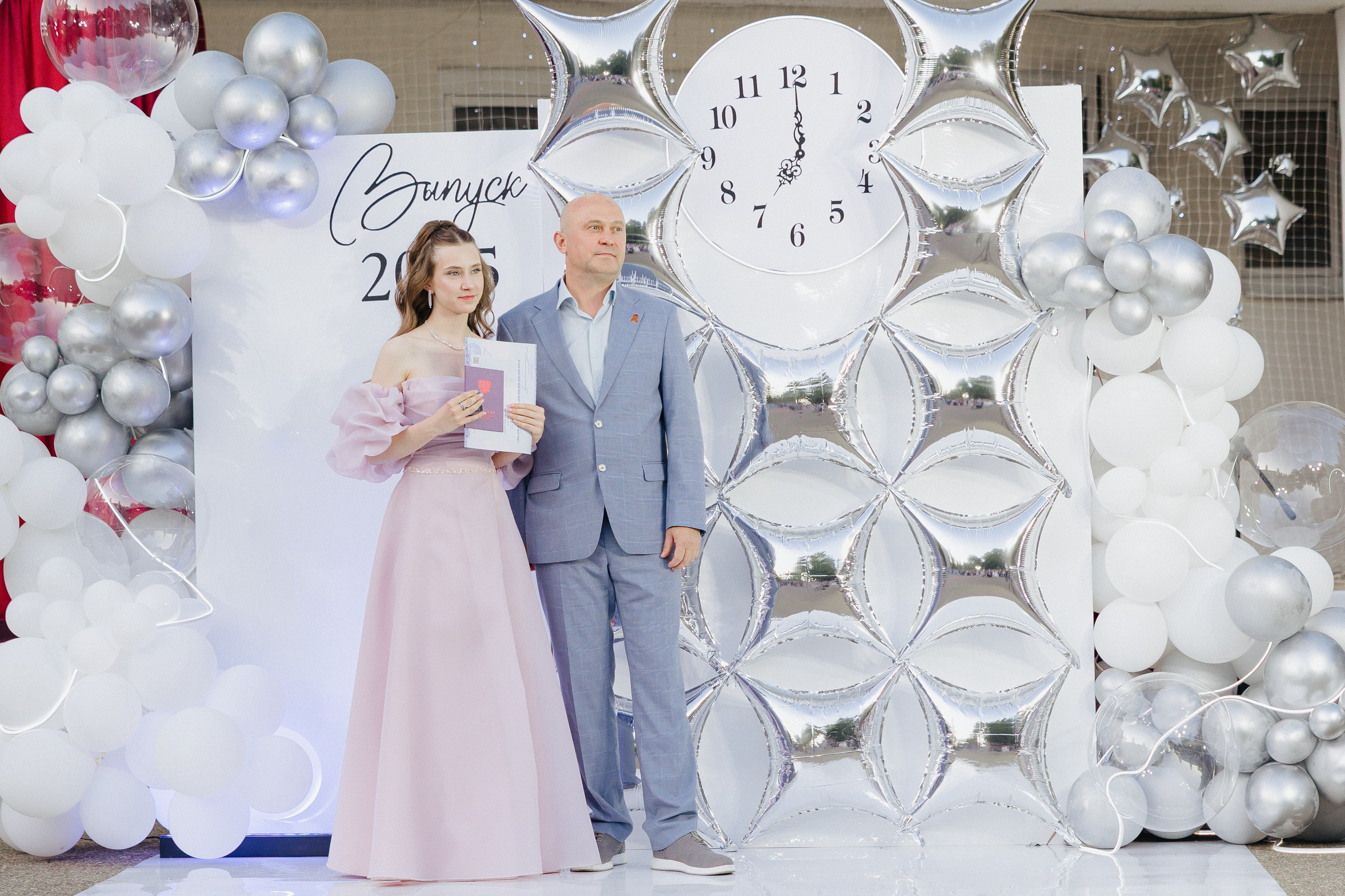 Вручение аттестатов. Свадебный фотограф Роман Еремеев