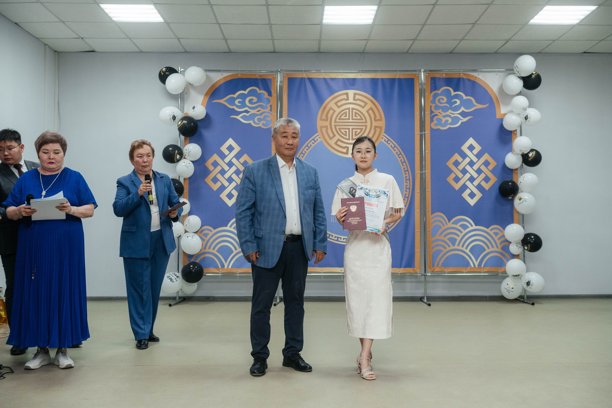 Выпускной Колледж традиционных искусств и народов Забайкалья. Фотограф Эллина Дар г. Улан-Удэ