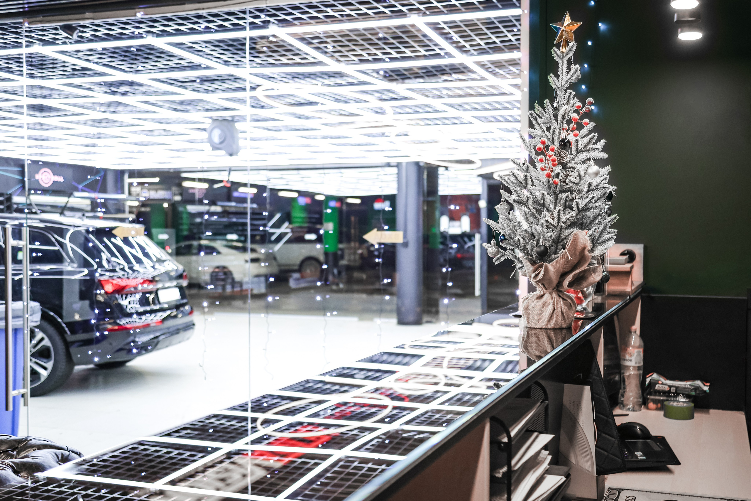 LUXE AUTO DETAILING. Mixturecaptures