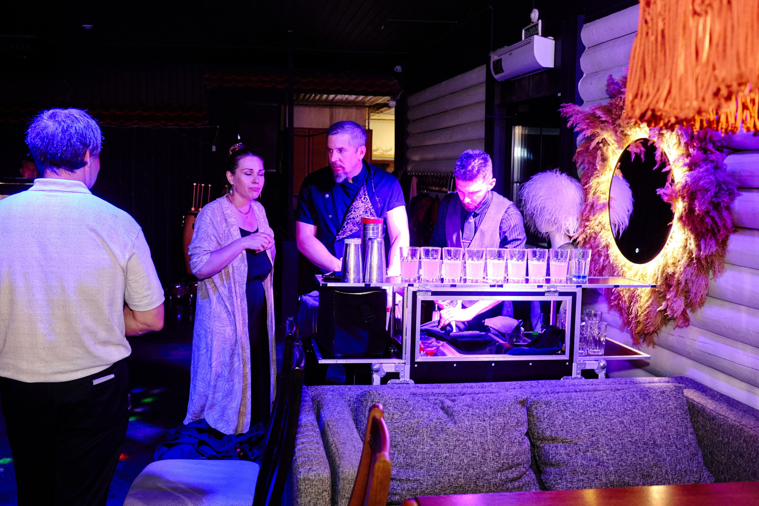 Выпускной 35 Сош. Фотограф Выпускные альбомы Таганрог Сергей Коробченко