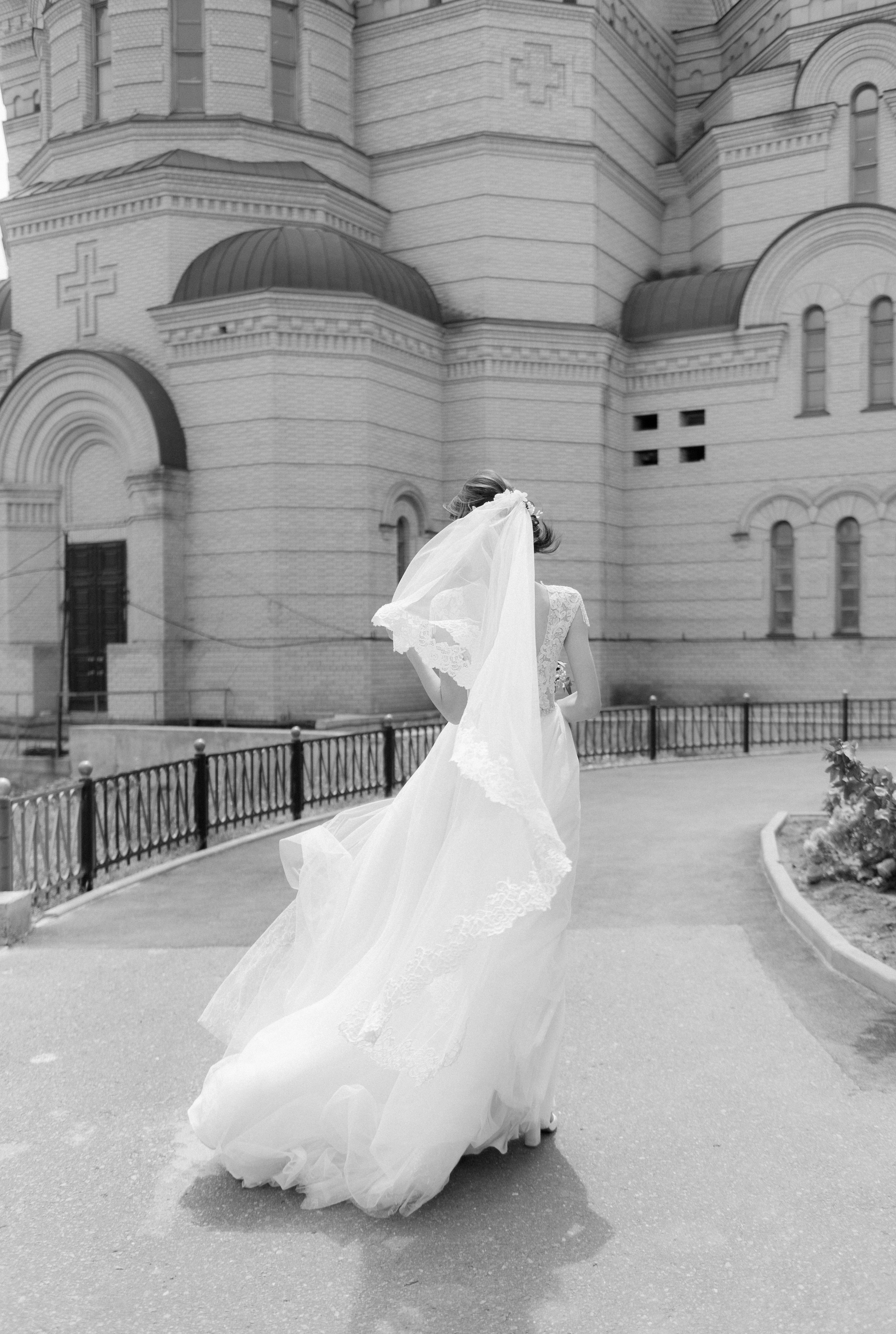 Венчание Никиты и Тони — Храм Иоанна Кронштадского. Свадебный и семейный фотограф Волгоград Москва