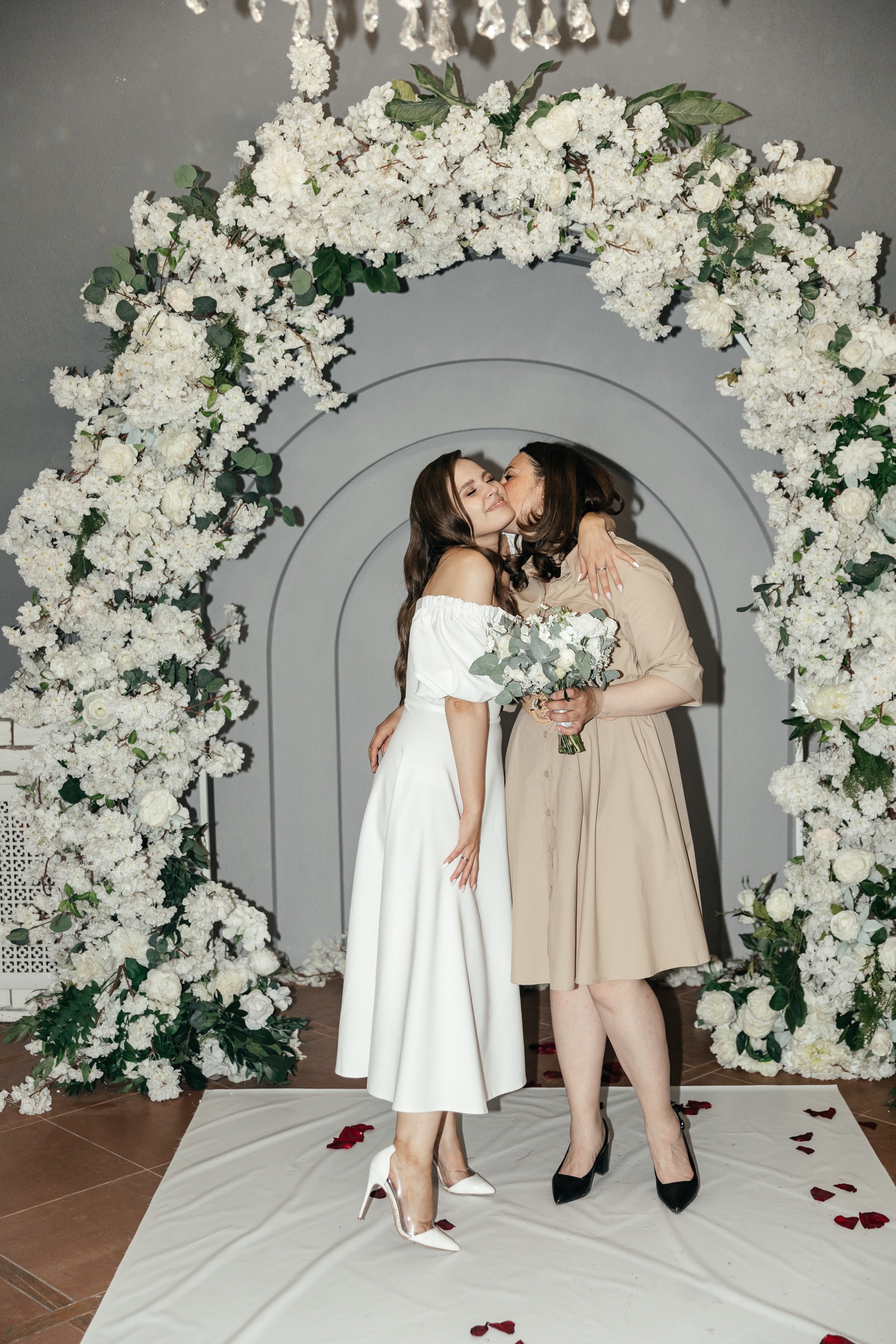 Свадебный фотограф Уфа — Руслан ГабдлисламовЖивые эмоции, красивые кадры, воспоминания на всю жизнь.Работаю по всей Республике Башкортоста. Свадебный фотограф Уфа Руслан Габдлисламов