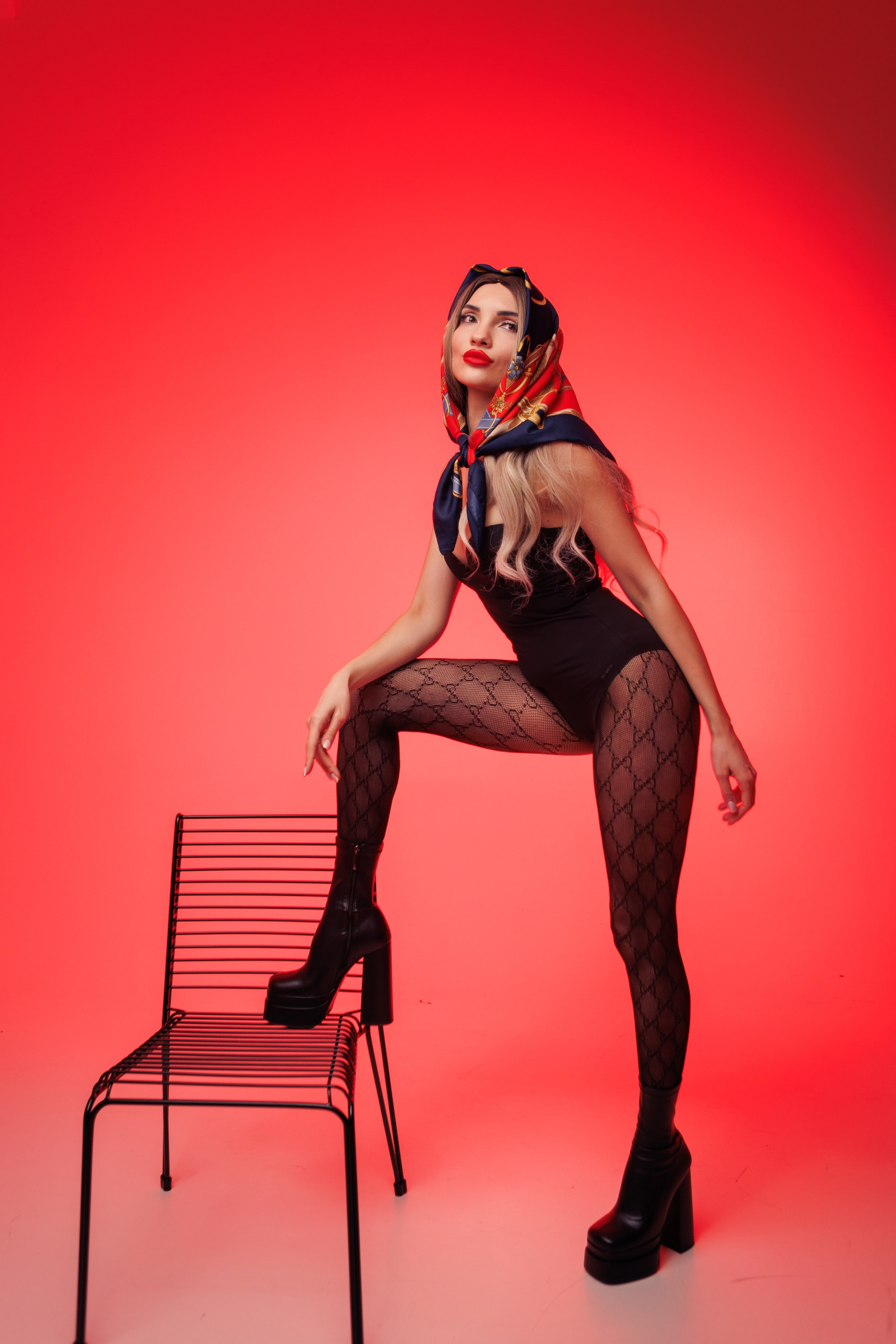 Женская фотосессия в студии с искусственным светом. Фотограф Валерия Горбунова Подольск Бутово Видное Щербинка