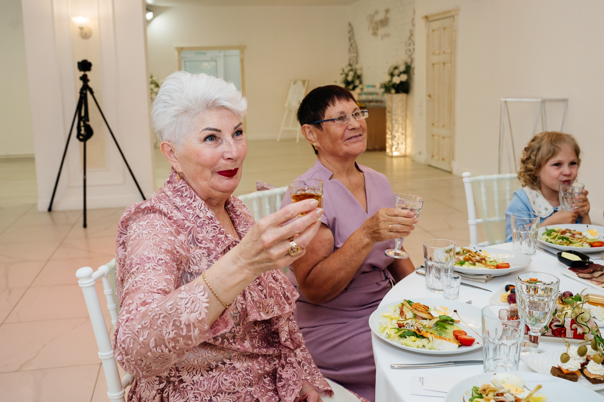 Дарья и Денис. Видеограф и Фотограф в Челябинске Ксения и Владимир Рюмины